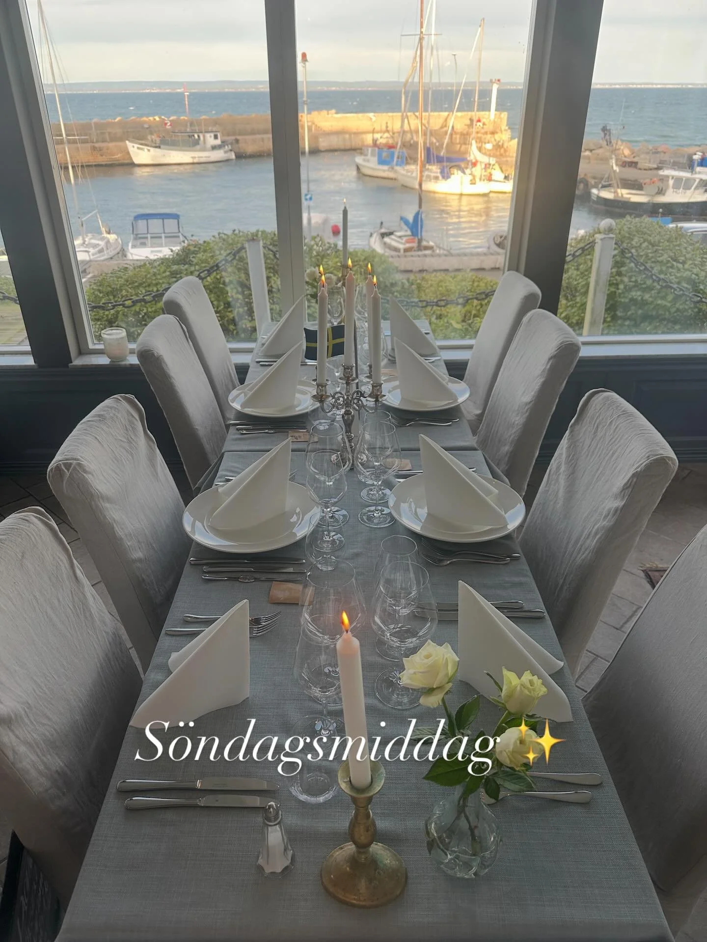 S&Ouml;NDAGSMIDDAGAR ✨

Alla s&ouml;ndagar under h&ouml;sten mellan 
12.00 och 17.00, Wallenbergare, 
Dagens F&aring;ngst och A La Carte.

Ex. Liten Svanshallstoast - Wallenbergare alt. Dagens f&aring;ngst, dessert. 3-r&auml;tter 425:-/p p. 
1-r&auml