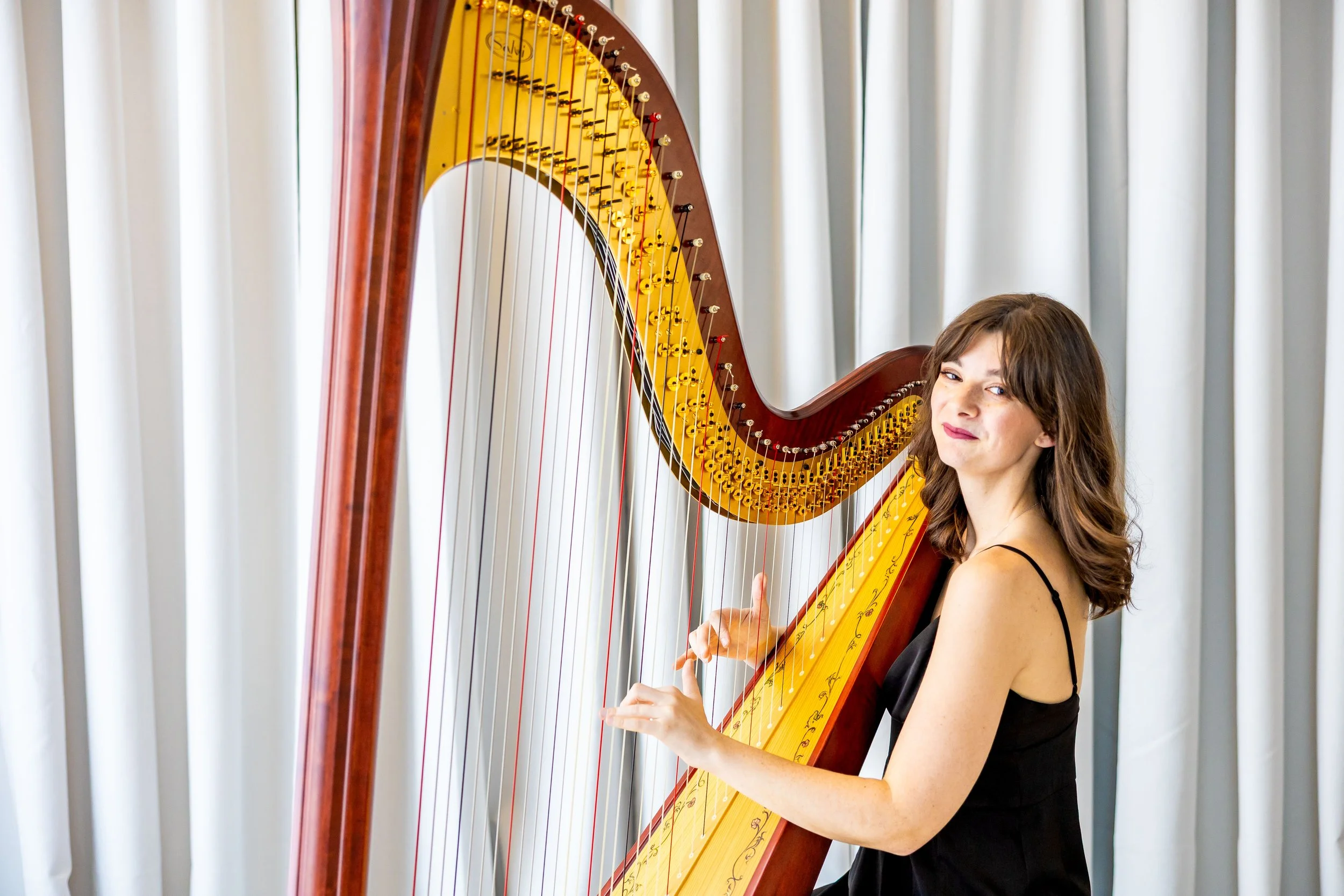 Duo31HarpistExport-34.jpg