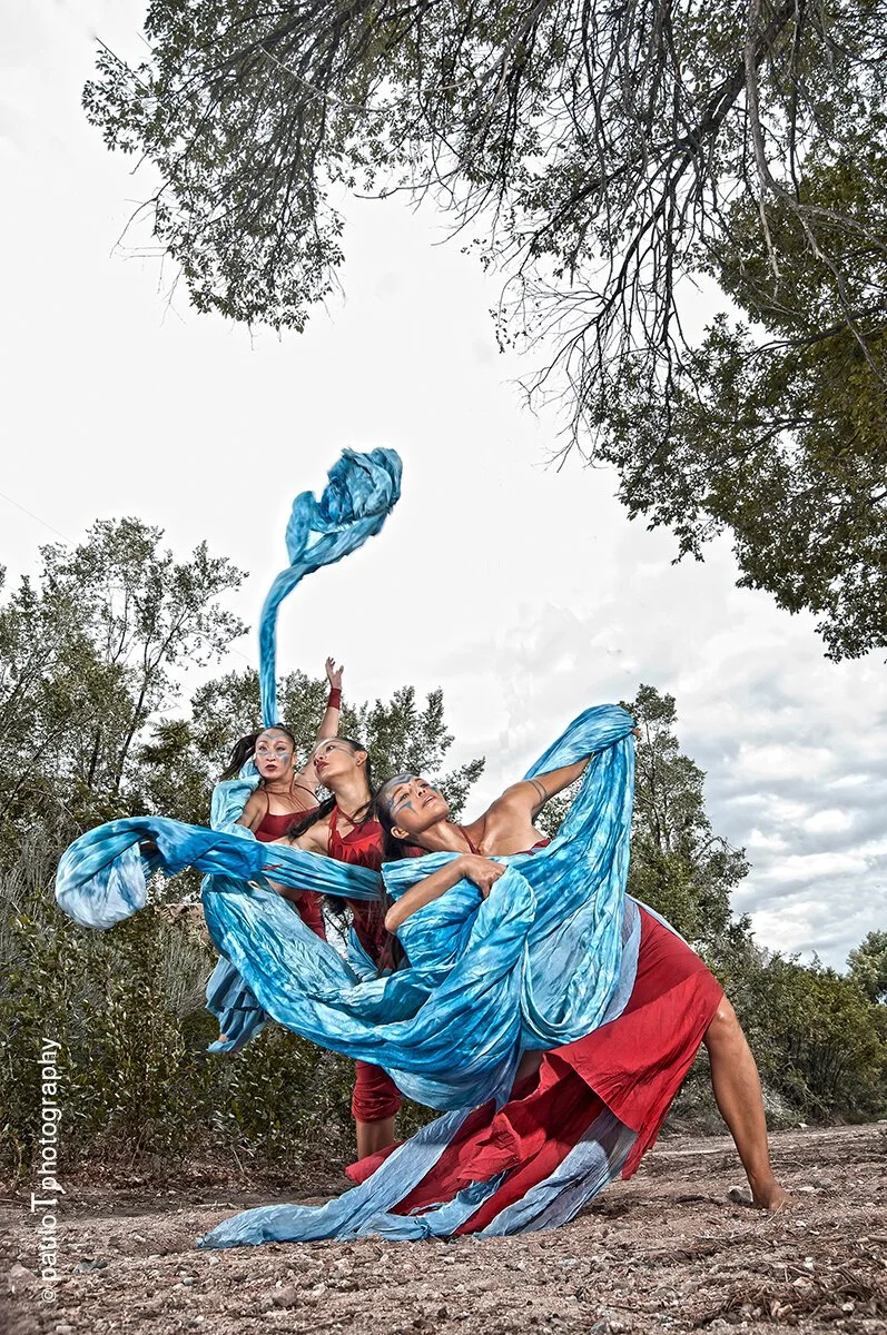  DANCING EARTH© Paulo T. Photographywww.PauloT.com 