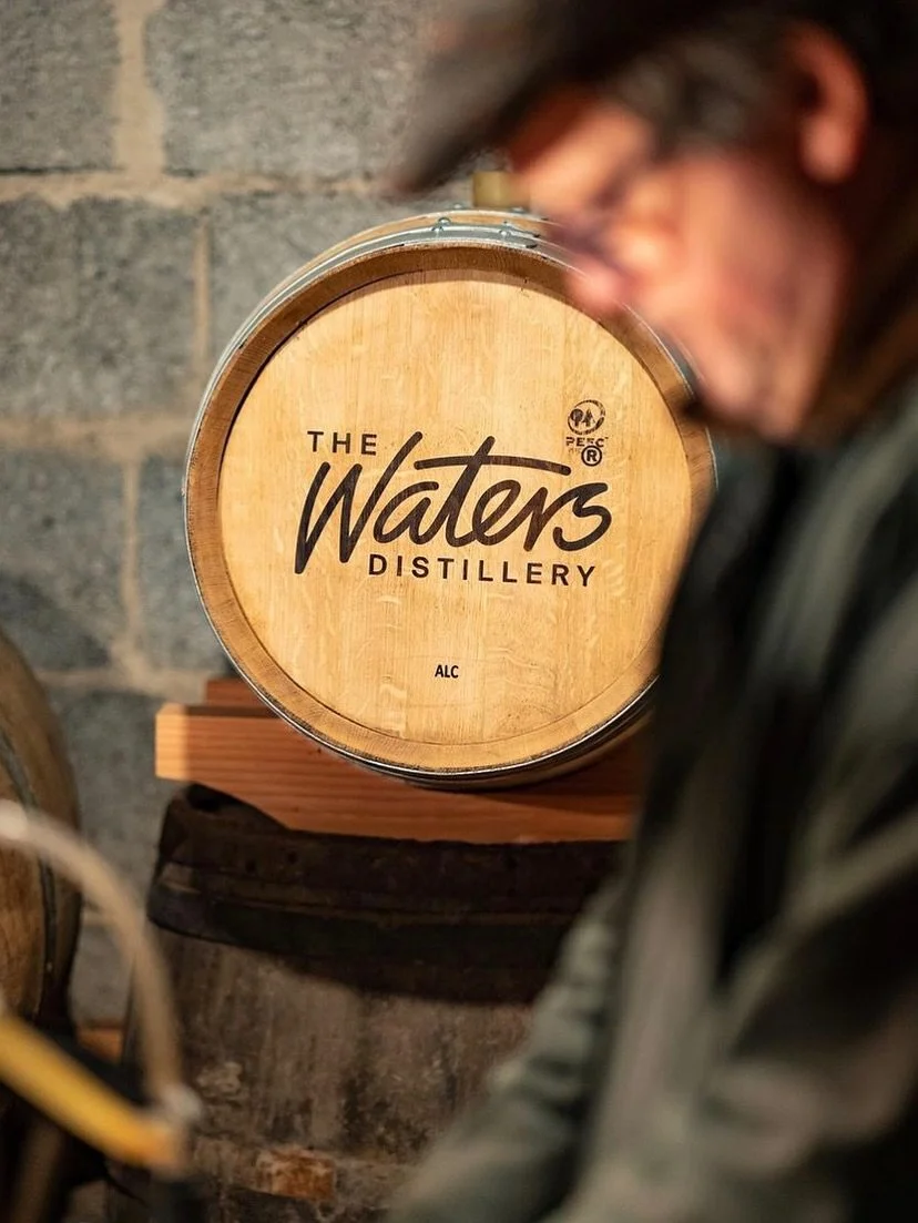 N&auml;chsten Samstag ist es endlich soweit! 
Ein neues Fass unseres Toolmaker Whisky wartet auf euch.

Au&szlig;erdem gibt&rsquo;s auch ab Samstag unseren Bio Apfelessig zu kaufen. 10 Monate gereift. 

Uund auch ab Samstag gibt&rsquo;s unseren Bio A