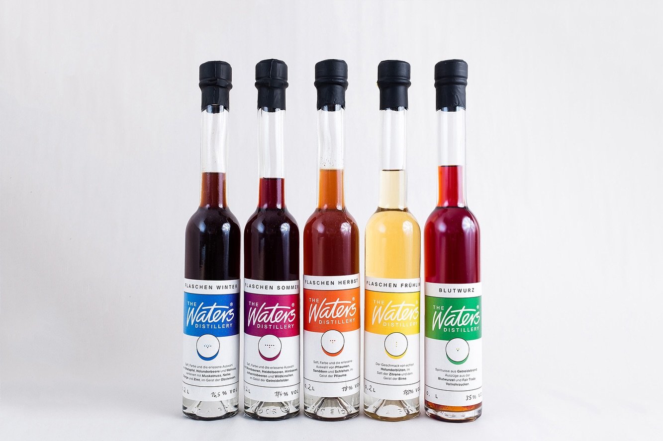 Kennt&lsquo;s du schon unsere Lik&ouml;re? Vom Flaschen Fr&uuml;hling bis Flaschen Winter ist aus jeder Saison das beste dabei. Unbedingt mal probieren. Eignen sich auch als edle Zutat f&uuml;r Cocktails.