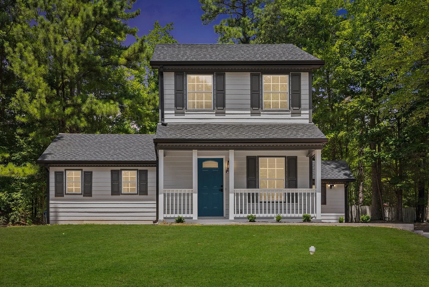 ✨ Just Listed in Durham! ✨

Modern upgrades ✔️
First-floor living ✔️
No HOA ✔️

Welcome to your beautifully renovated retreat&mdash;where luxury meets comfort in every detail. This 3-bed, 2-bath stunner features a main-level primary suite, brand-new 