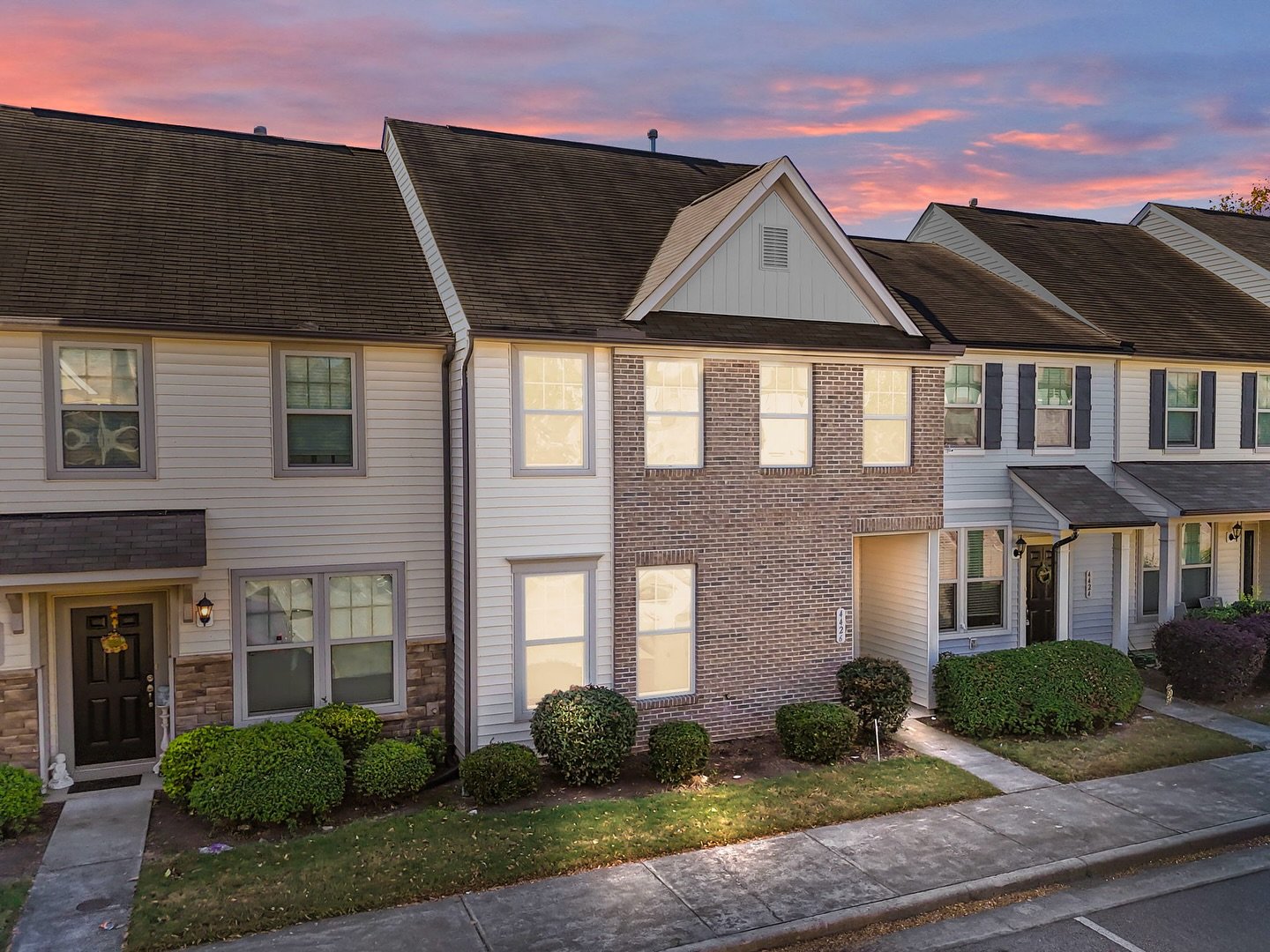 Bright, fresh, and move in ready! ✨

This Wake Forest townhome brings all the updates &mdash; new luxury flooring, plush carpet, and a floor plan you don&rsquo;t see every day. (first floor bedroom 👀) 

The perfect blend of comfort + convenience in 
