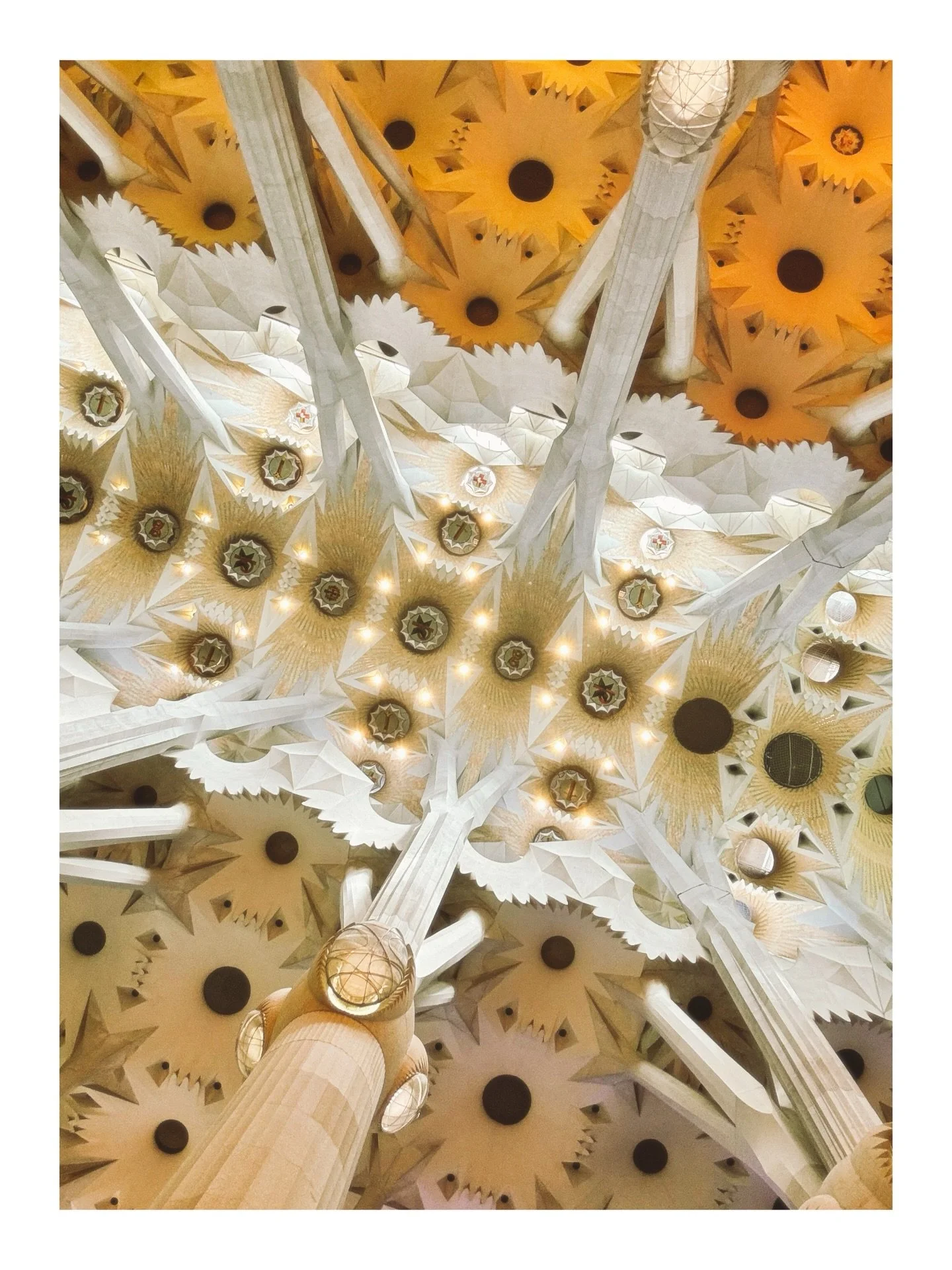 Incre&iacute;ble @basilicasagradafamilia 

__
#barcelona #sagradafam&iacute;lia #gaud&iacute;