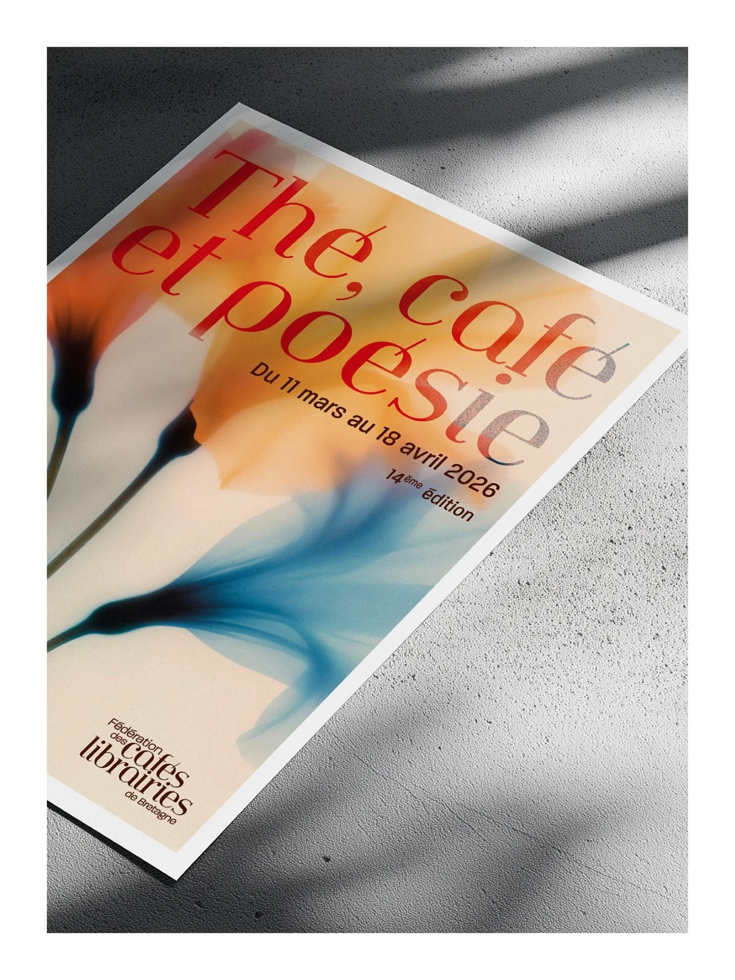 Des propositions de couvertures imagin&eacute;es pour le programme Th&eacute;, Caf&eacute;, Po&eacute;sie 2026 de la @fede.cafeslibrairiesbretagne.

Un &eacute;v&eacute;nement au d&eacute;but du printemps 🌻 Un moment qui apporte de la couleur et du 