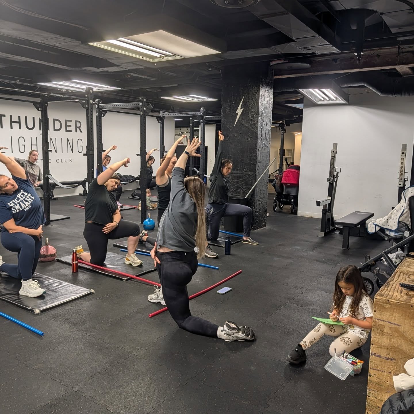 Mom &amp; Me Fitness Class 💛

The current block of our Mom &amp; Me Group Fitness kicked off this week! For the first time, we have Level 2 as well as our Level 1! 💪

Both programs are completely sold out, but if you&rsquo;ve been thinking about jo