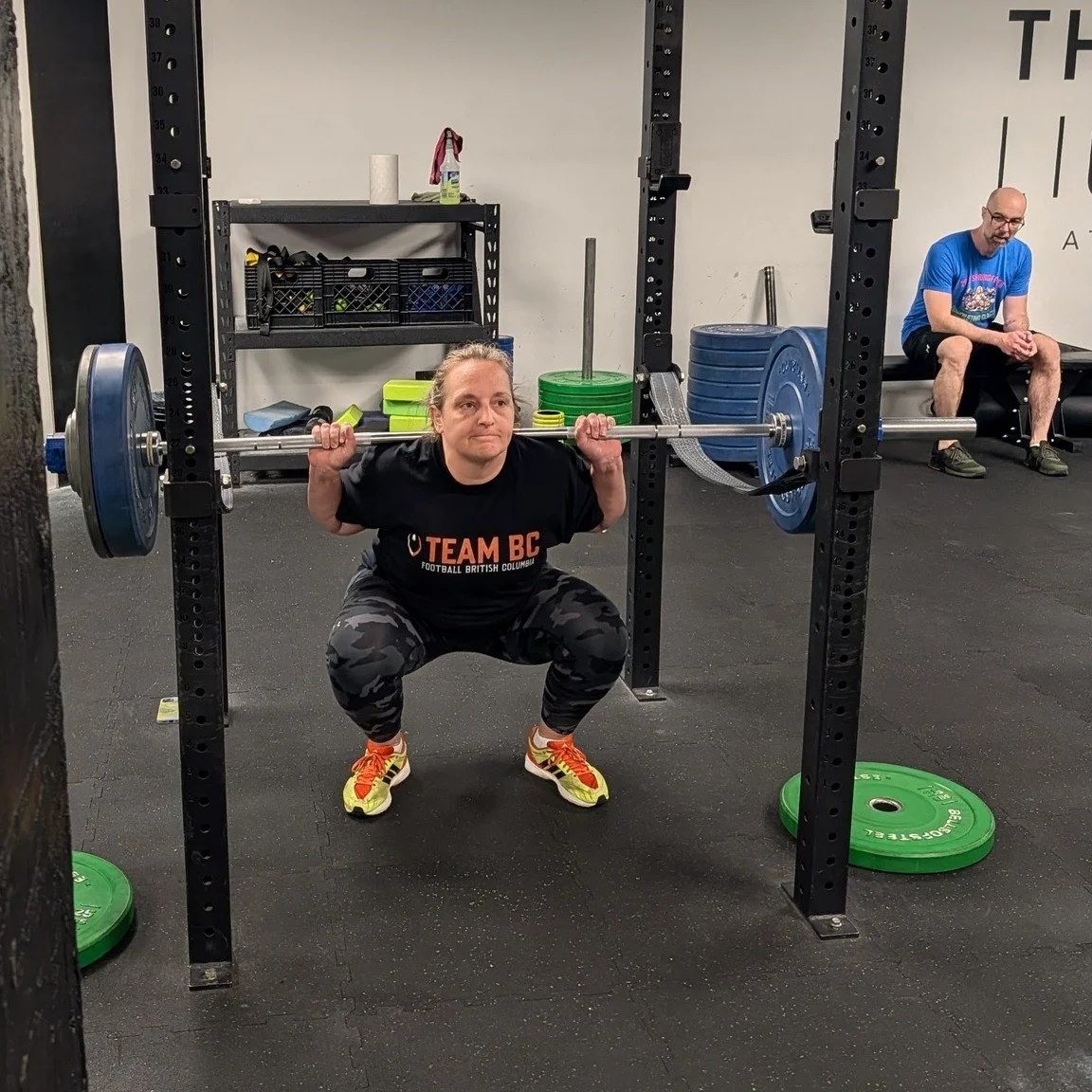 Happy 3-Year Anniversary, Sarah! 🎉💜

Over the last three years, we've had the privilege of getting to know Sarah and watching her grow into an incredibly strong athlete.

From crushing workouts with the red kettlebell (32kg!) to continually improvi
