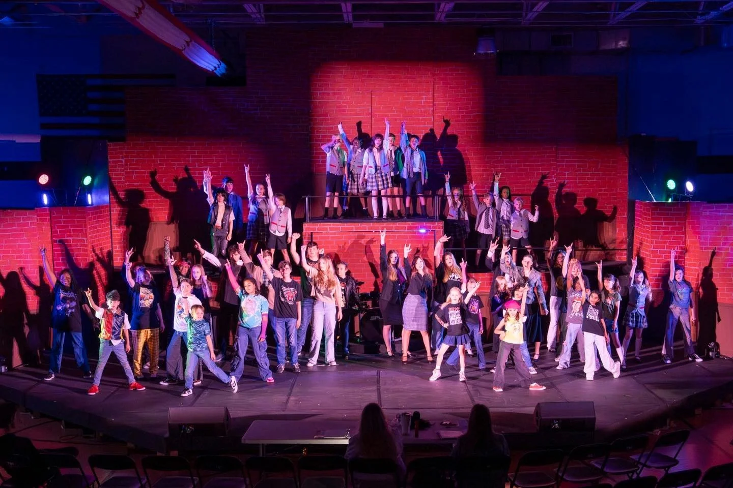 What a rockin&rsquo; weekend at TBS! 🎸

Congratulations to all of our incredible students, staff, and parents who helped make School of Rock such a successful production. From the cast and crew to the set builders, technicians, and volunteers, this 