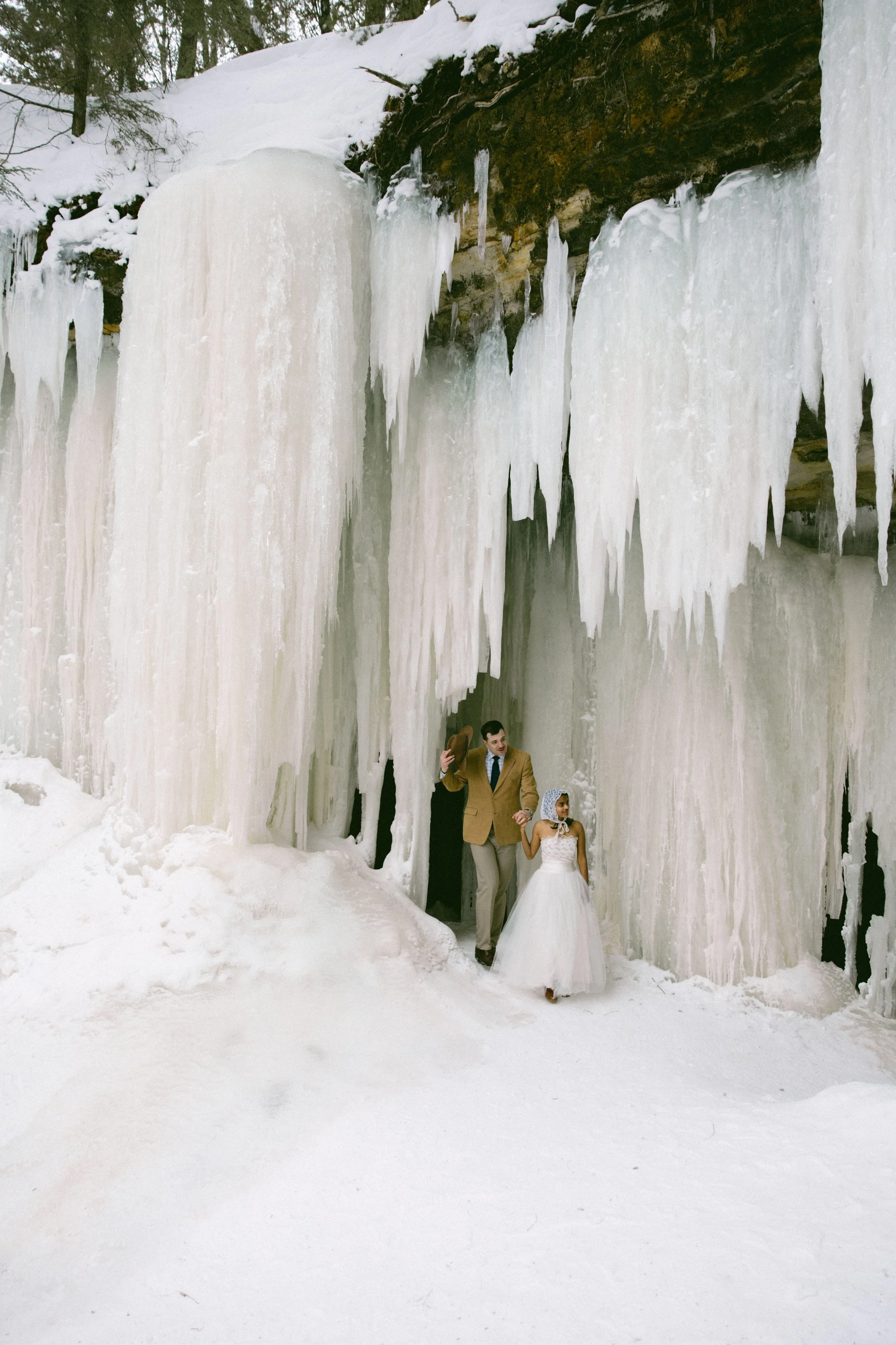 How to Plan a Winter Engagement Session