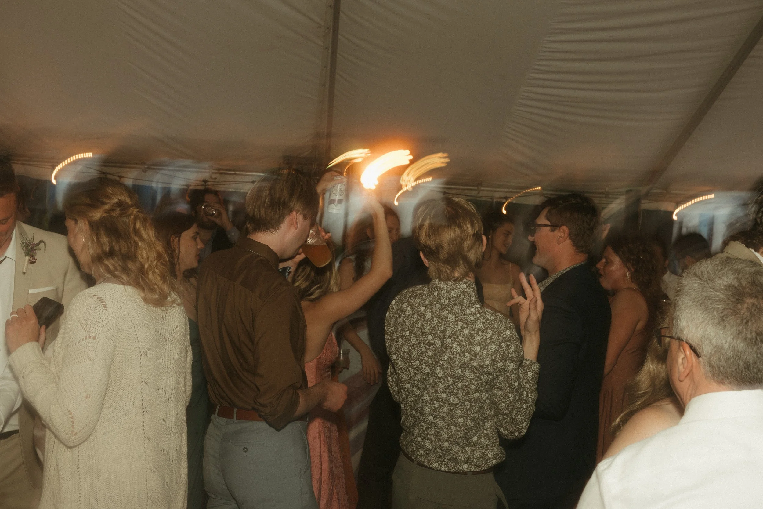 260822 Abby + Steve Sneak Peaks -138.jpg