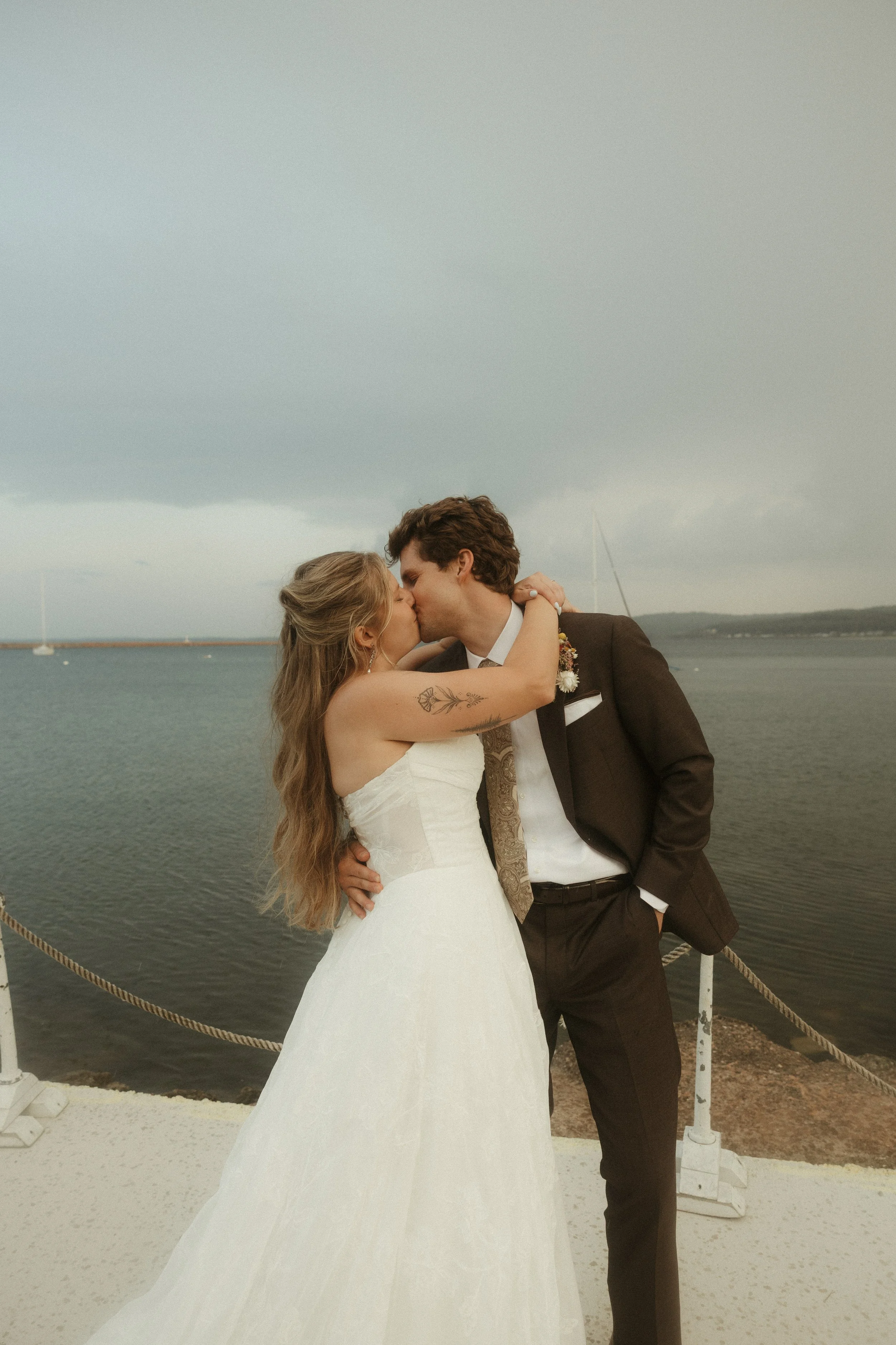 260822 Abby + Steve Sneak Peaks -112.jpg