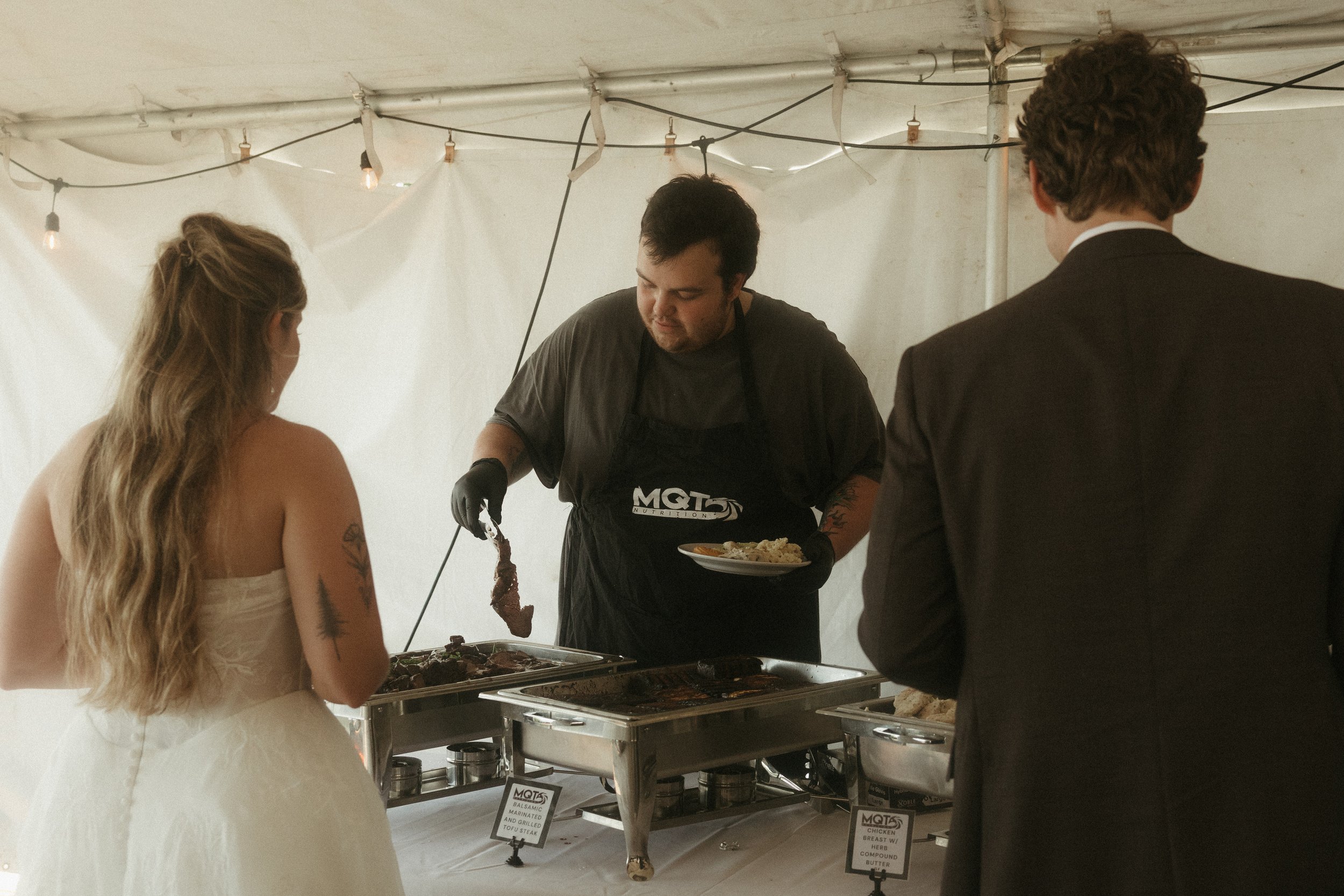 260822 Abby + Steve Sneak Peaks -78.jpg