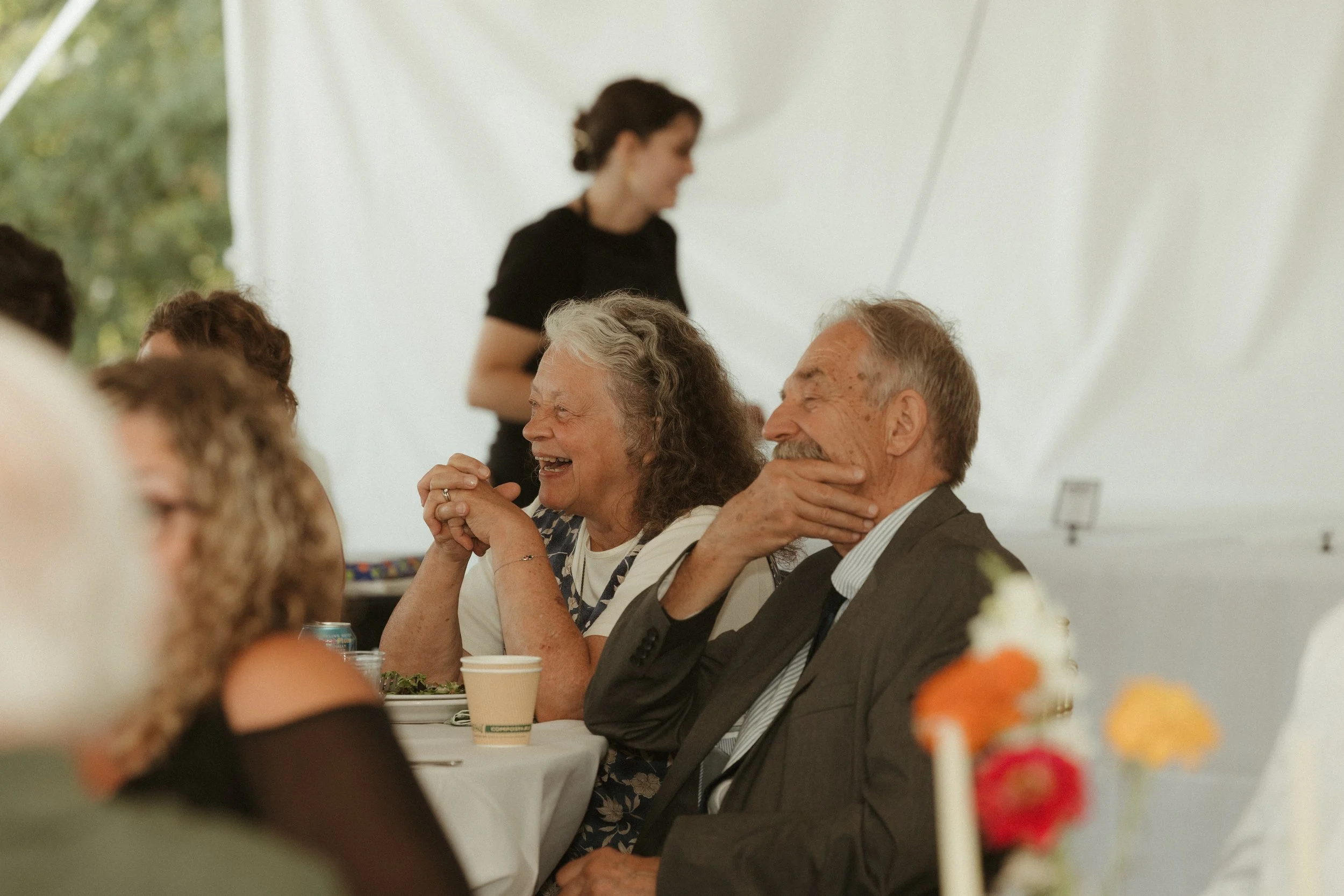260822 Abby + Steve Sneak Peaks -85.jpg