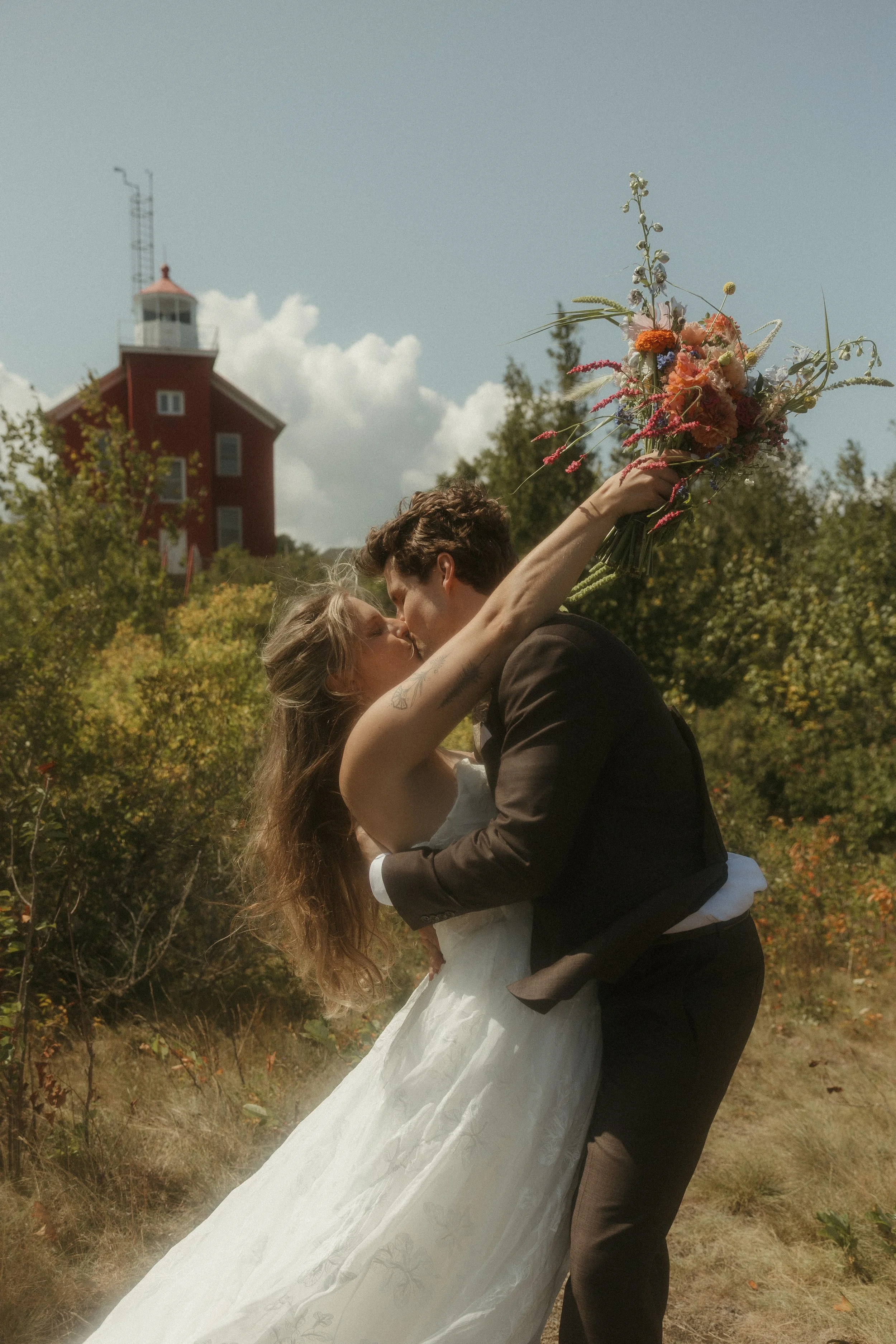 260822 Abby + Steve Sneak Peaks -32.jpg