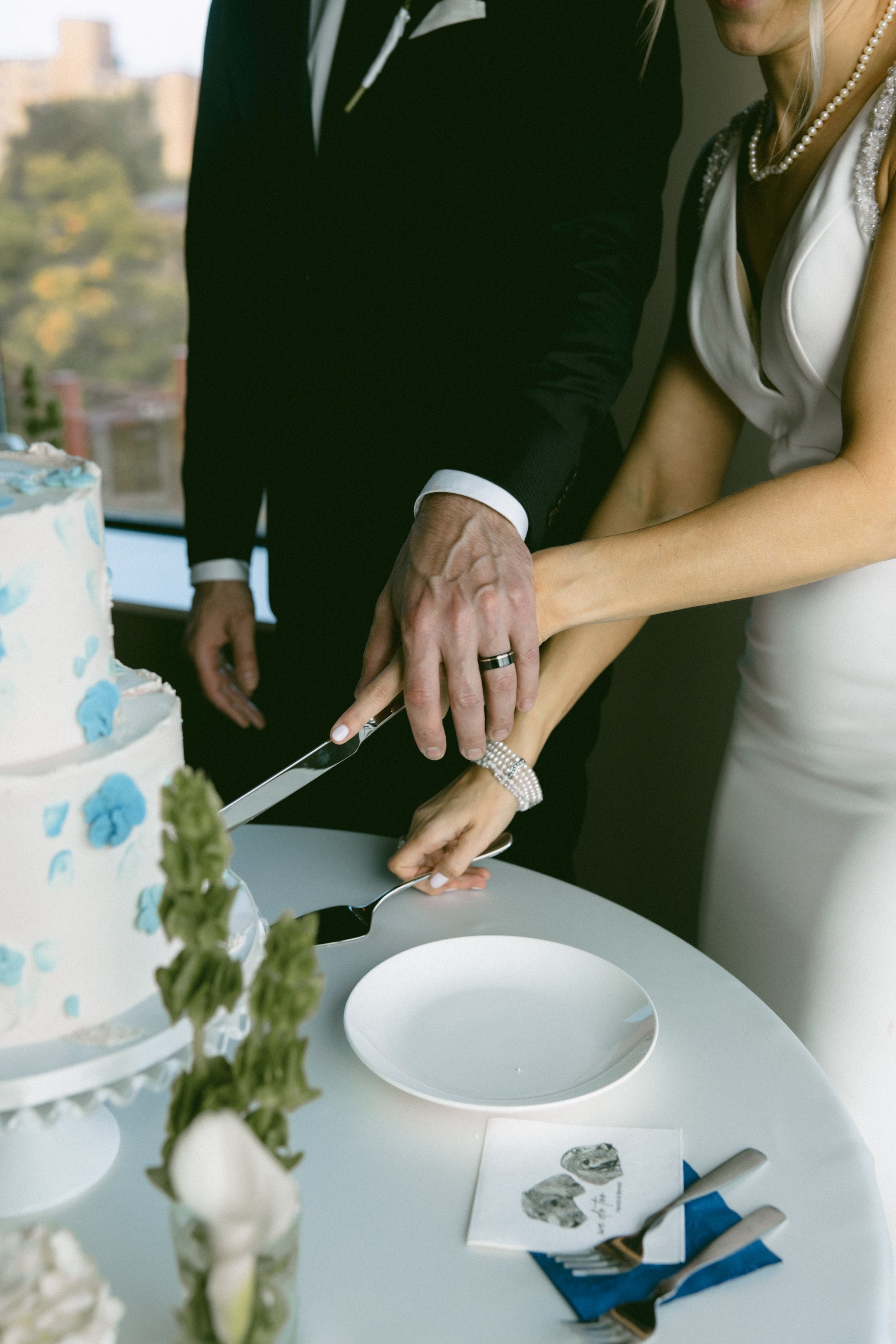 250913 Hazel + Mike Sneak Peeks-80.jpg