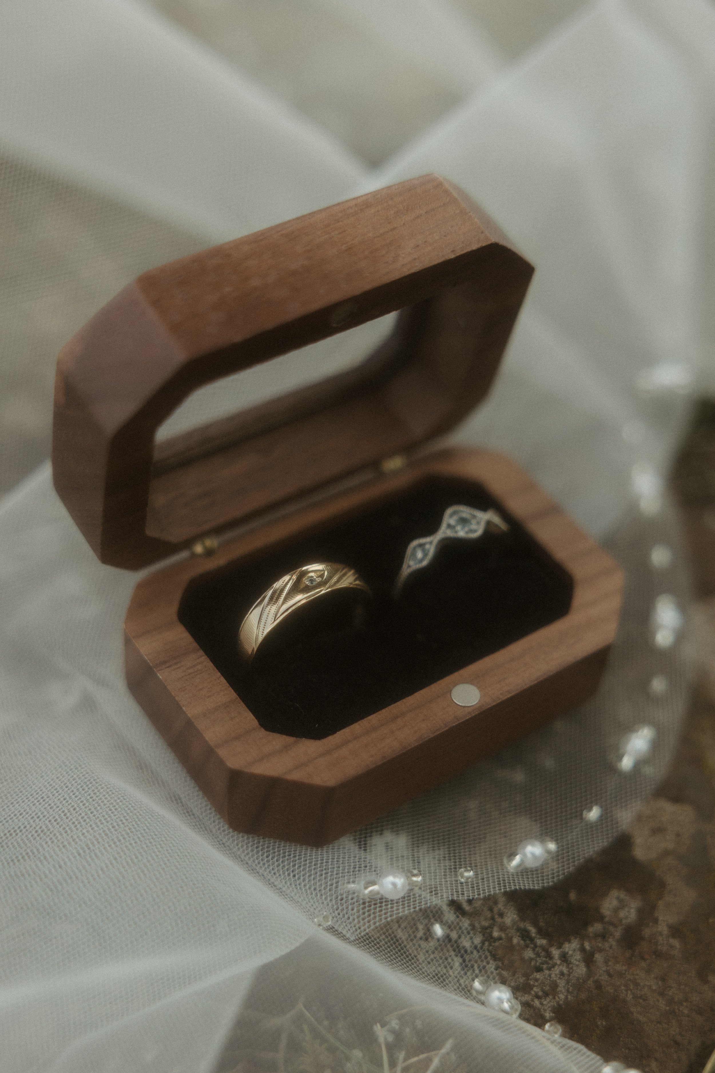 260822 Abby + Steve Sneak Peaks -13.jpg