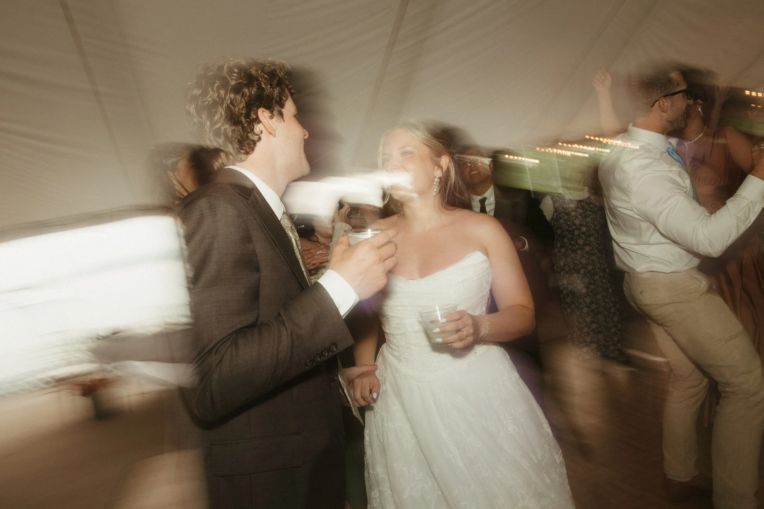 260822 Abby + Steve Sneak Peaks -123.jpg