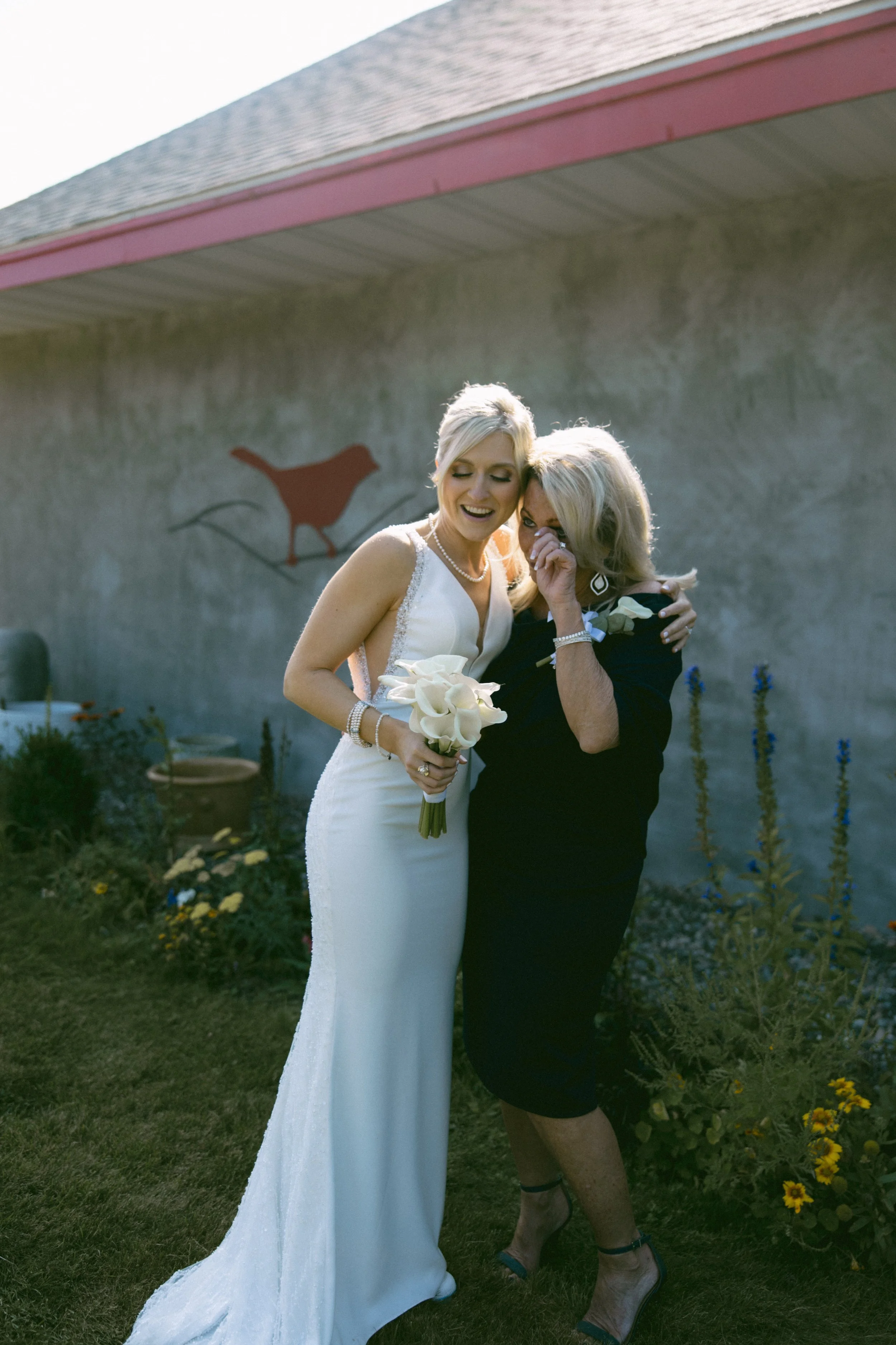 250913 Hazel + Mike Sneak Peeks-54.jpg