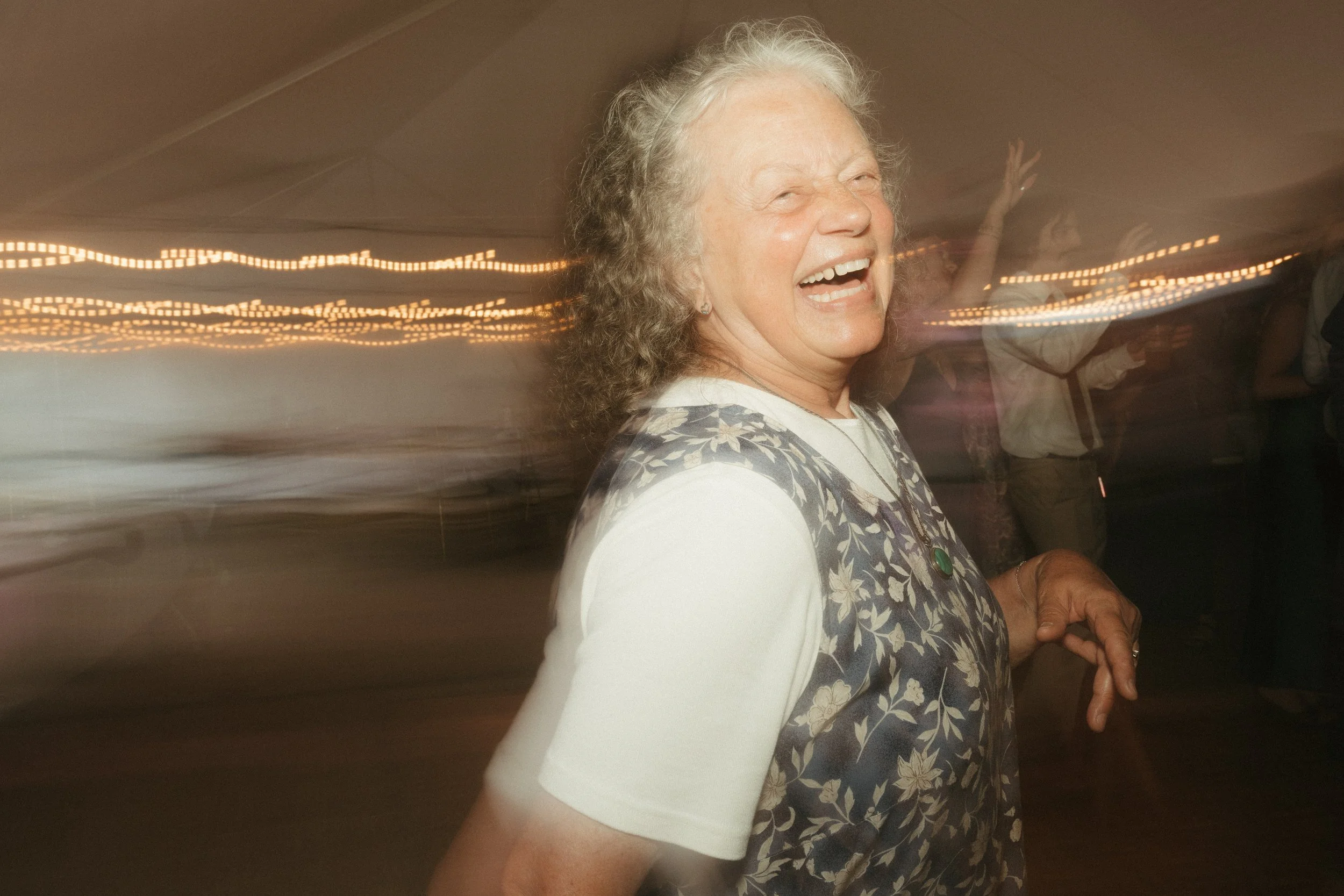 260822 Abby + Steve Sneak Peaks -133.jpg