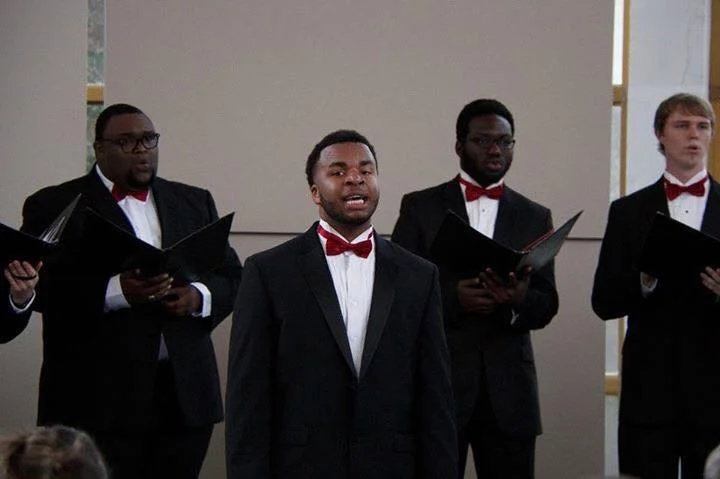 Singing Everytime I .jpg