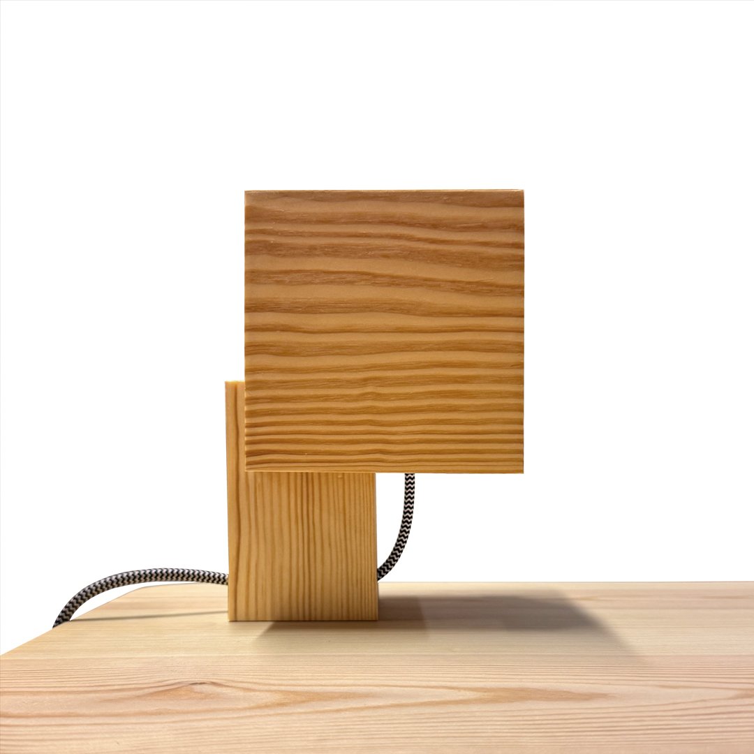 S0-Cube-lamp2.jpg