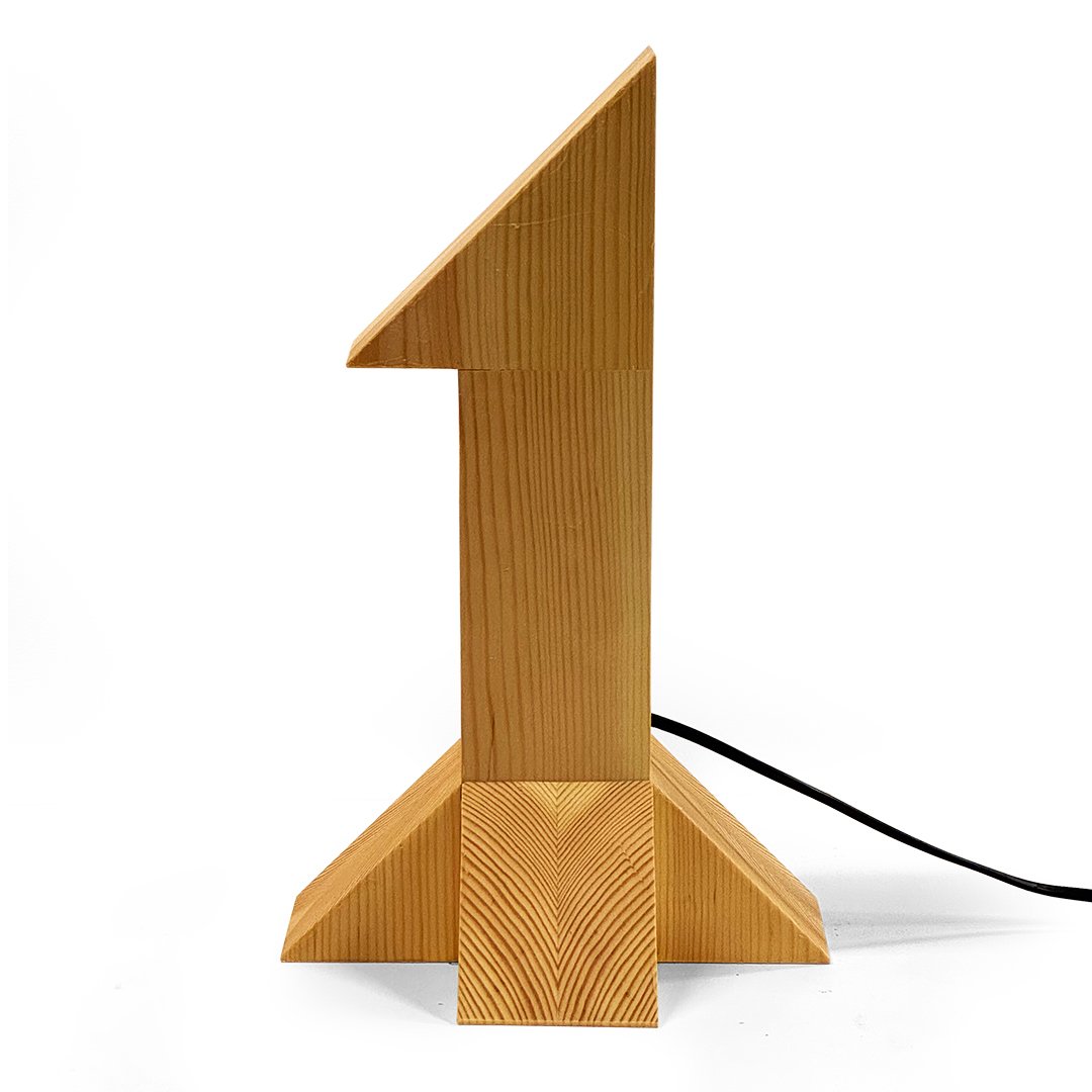 S5-lamp-medium3.jpg
