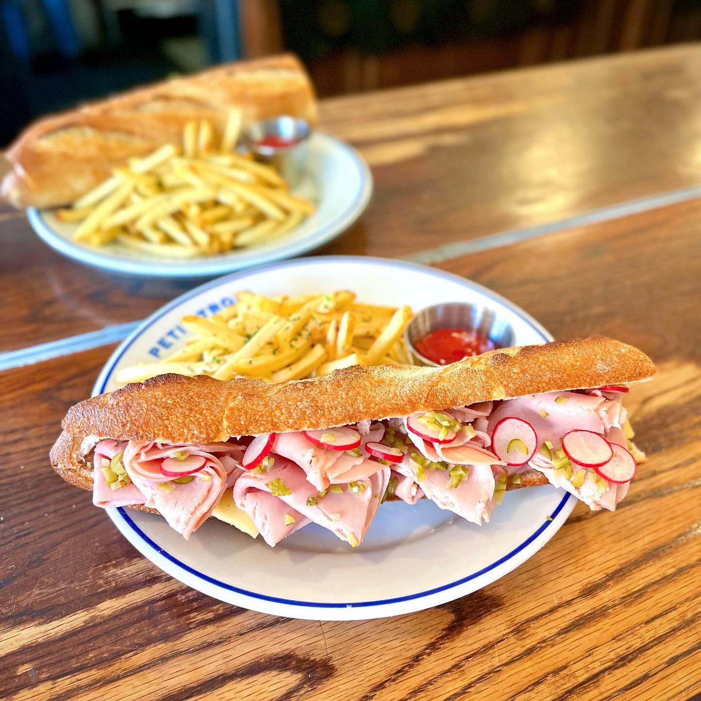 Jambon Beurre Sandwich 🥖

Parisian ham, gruy&egrave;re, honey bordier butter.

Available at both Petit Trois L&rsquo;Original &amp; Le Valley until 4pm!