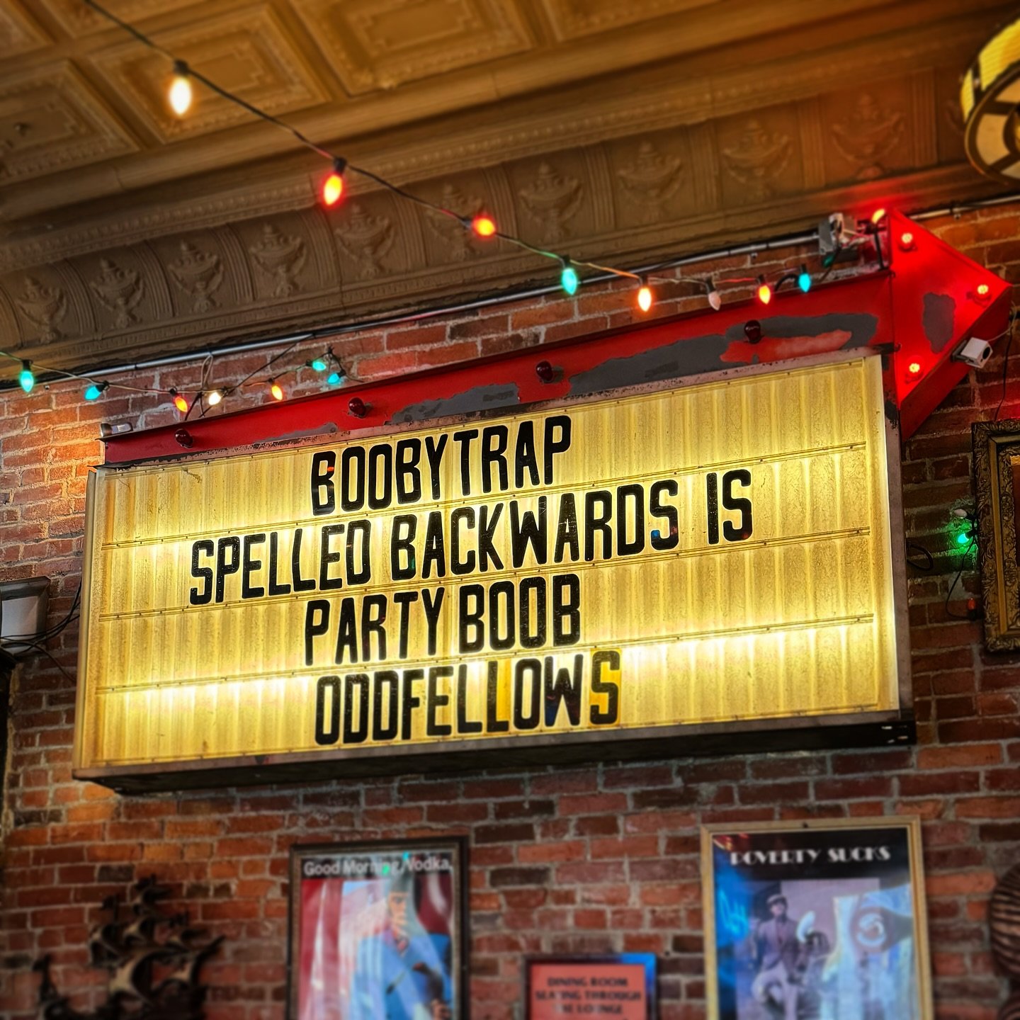 Open at 8PM, see you heathens then ✨

#happythanksgivng #thanksgiving #columbusbar
