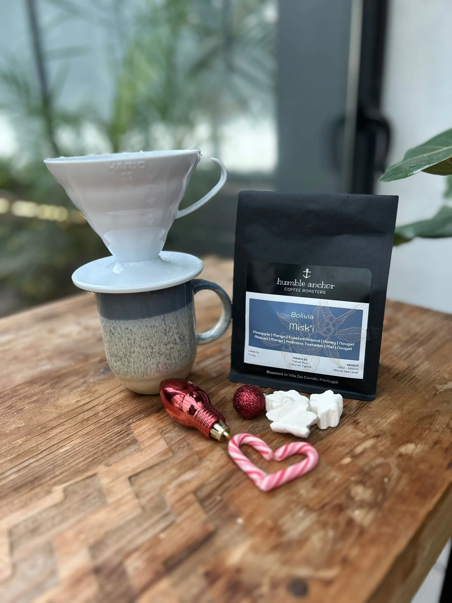 Christmas Gift Set | Mug | 250g Coffee | Dripper