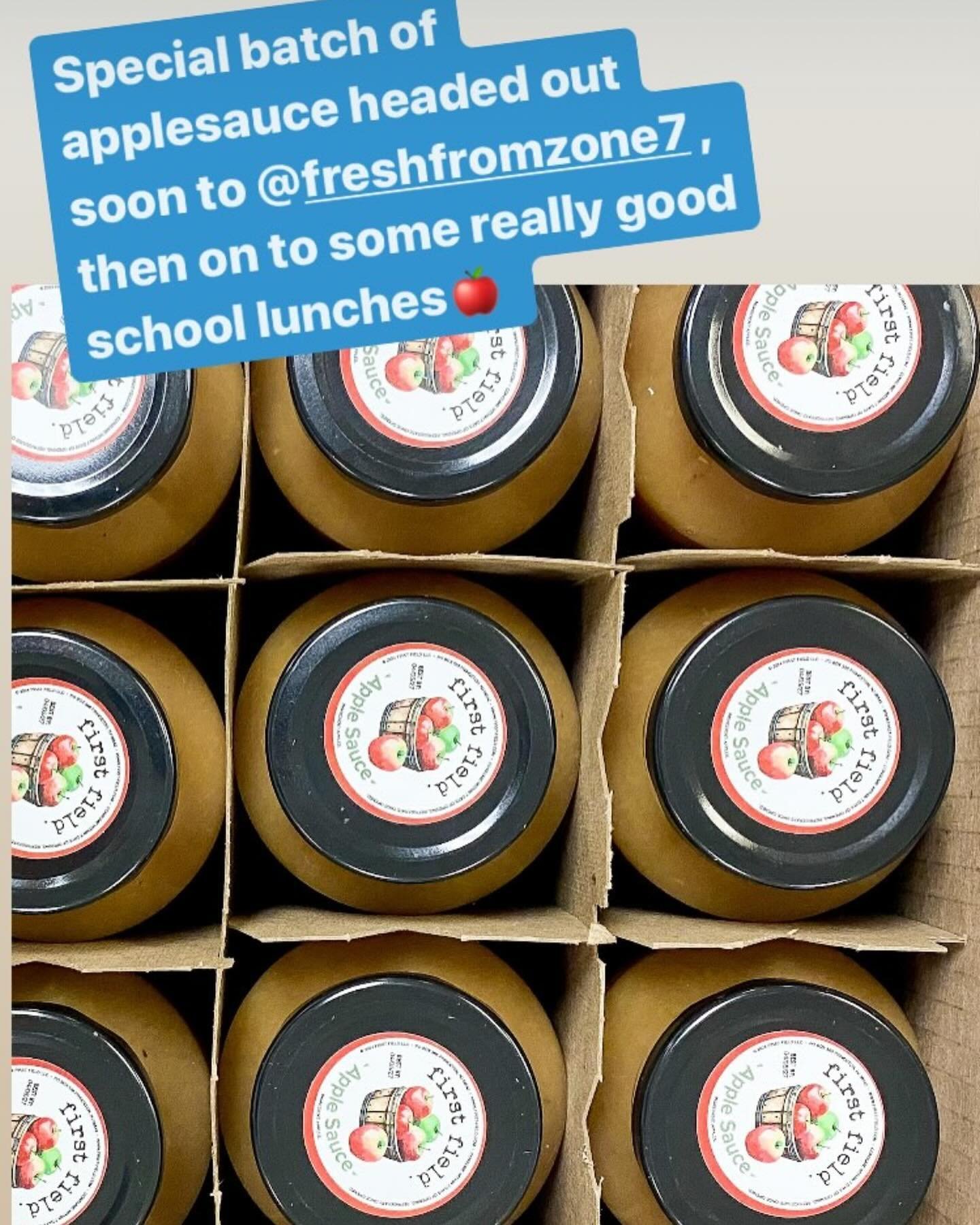 Gotta love a #farmtoschool #applesauce #collab with @firstfield and @pomptonian 🍎🎉❤️