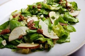 Pear Roquefort Salad