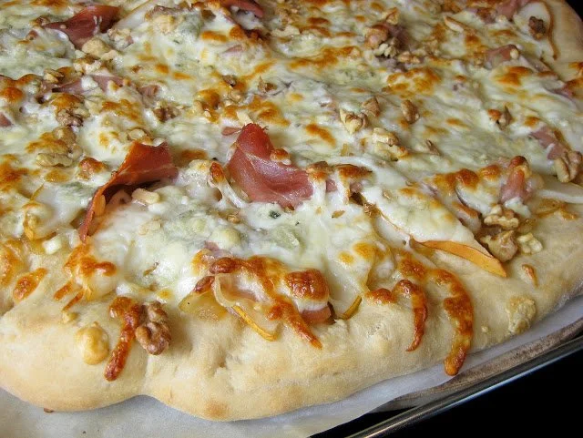 Grilled Pizza with Pear, Prosciutto, Cheese and Caramelized Leeks and Onions