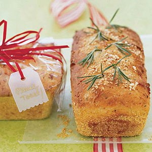 Cheddar-Scallion English Muffin Bread