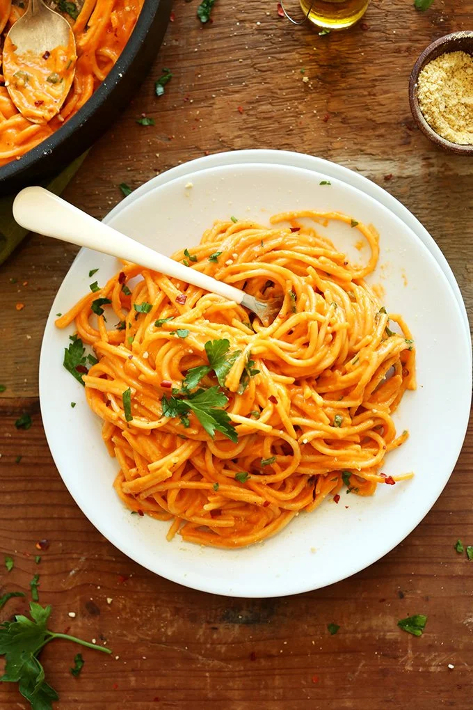 Vegan Roasted Red Bell Pepper Pasta