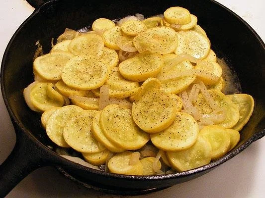 Basic Sautéed Yellow Squash