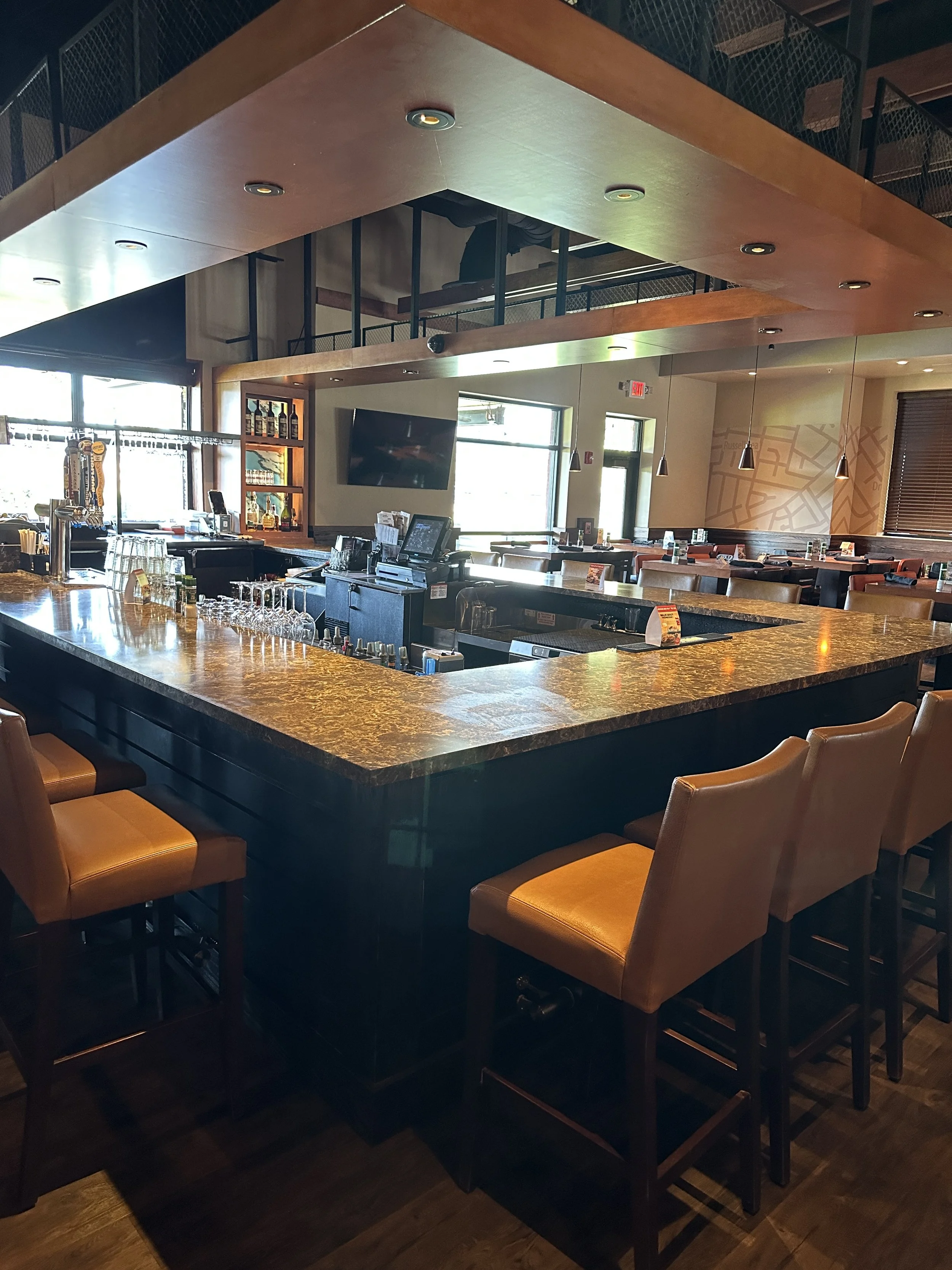 Bar 4.JPG