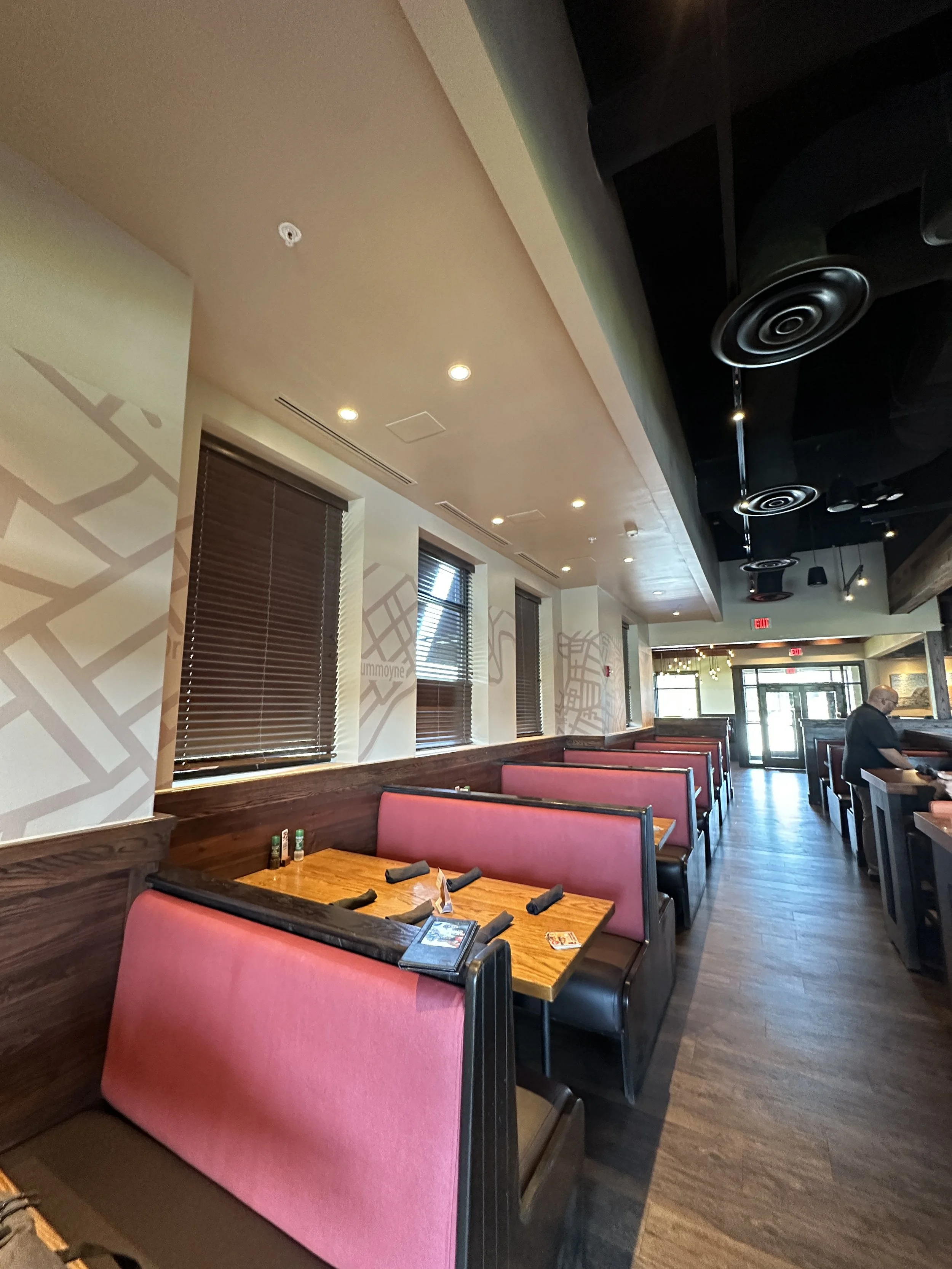 Dining - Right Back.JPG