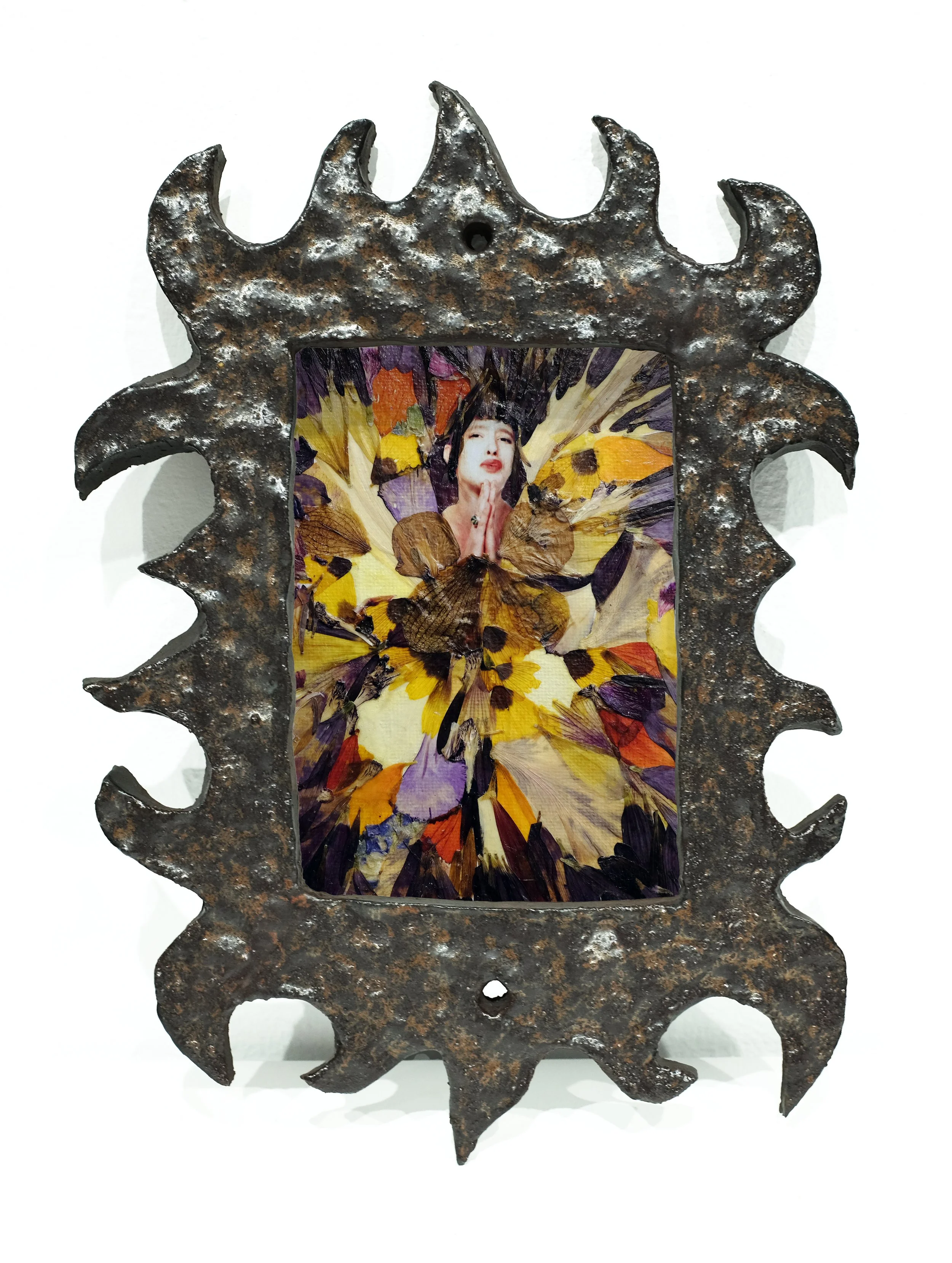 Framed_FilleEnFleurSolo19.jpg