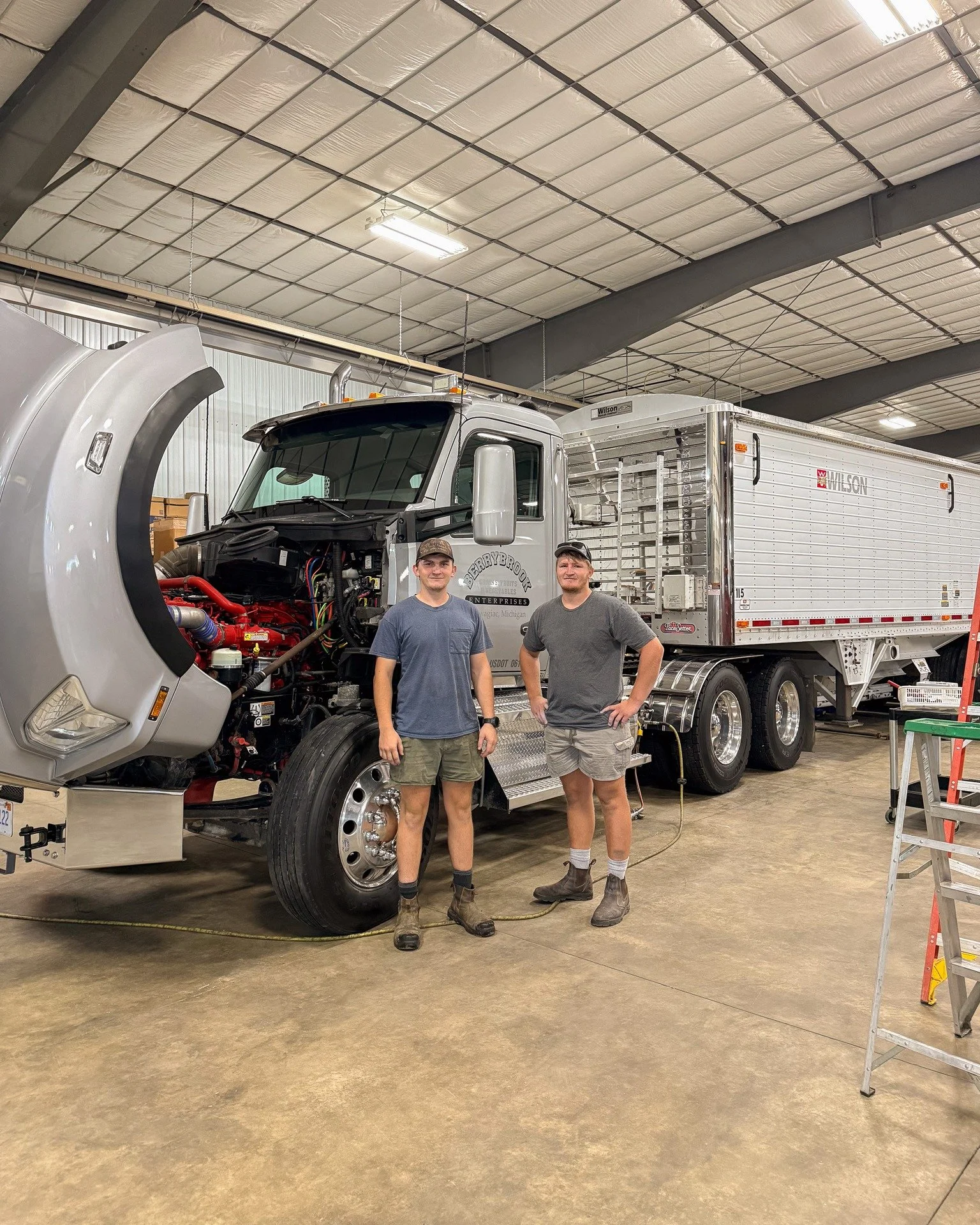 A glimpse at what's happening behind the scenes 🔧🚜
Our team is busy in the shop getting equipment ready for corn harvest. Preparation is key to keeping our operation running smoothly once it's time to get in the field!