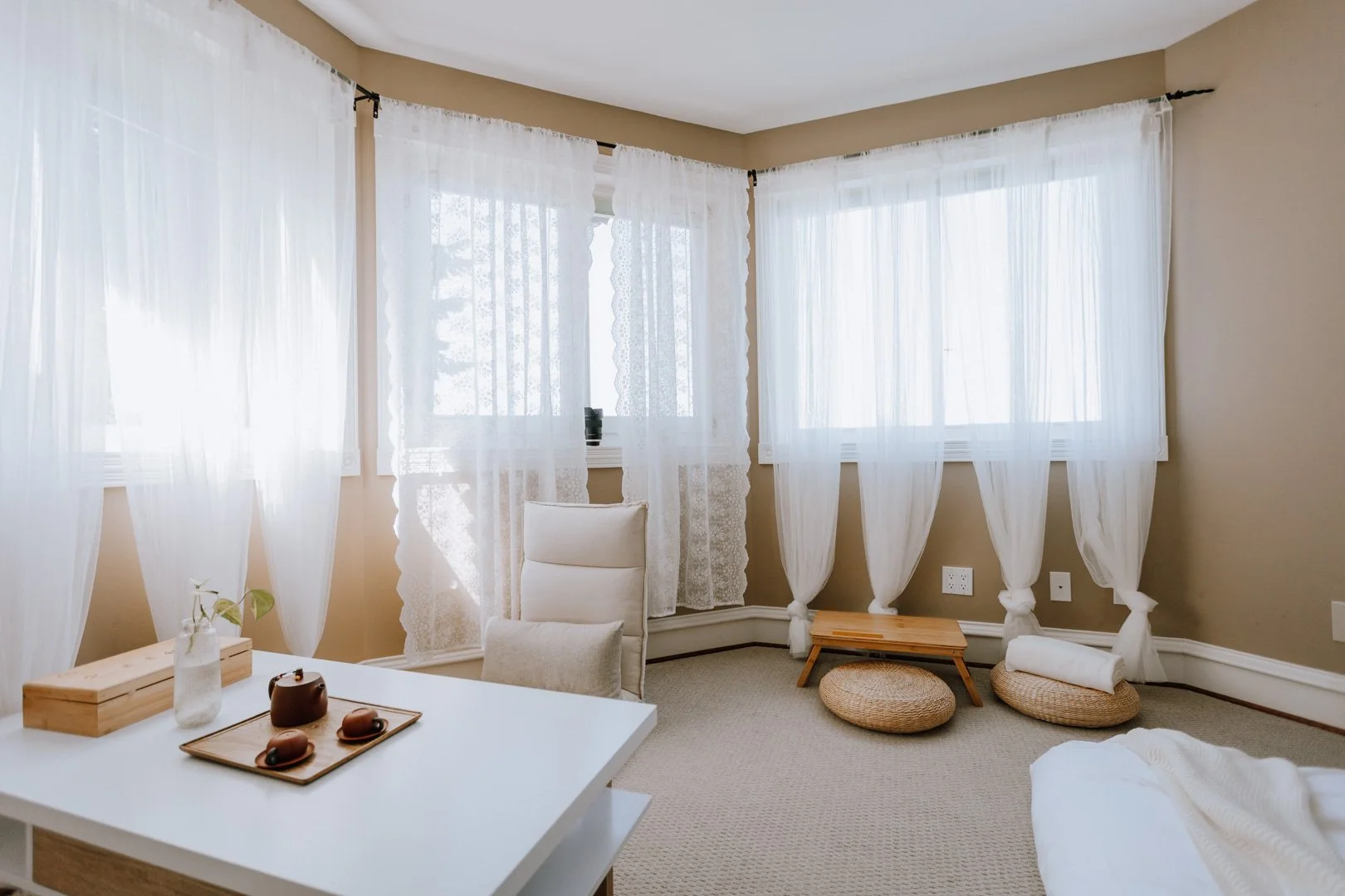 meditation room airbnb vancouver Island