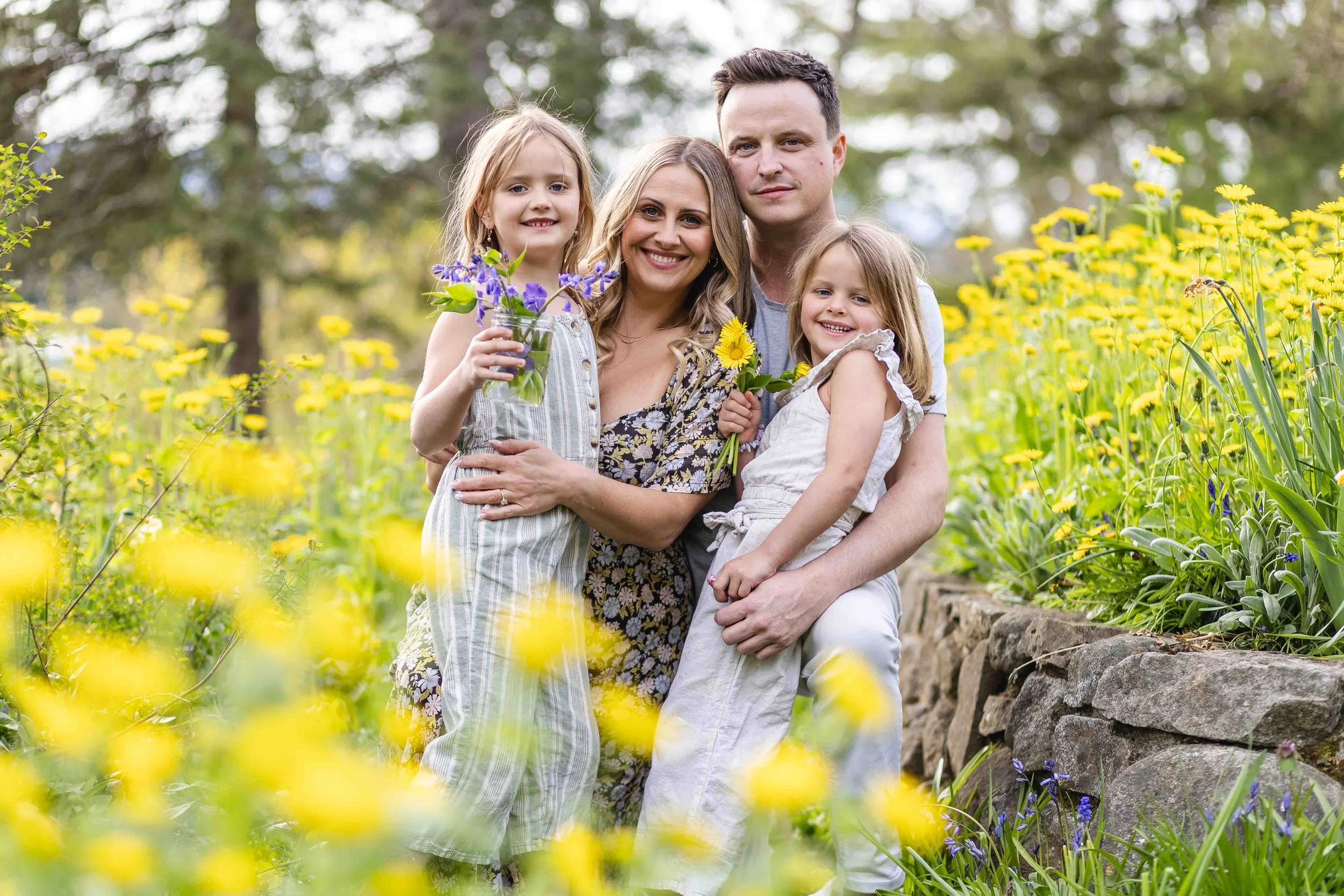 spring family photos in the wildflowers in Nanaimo