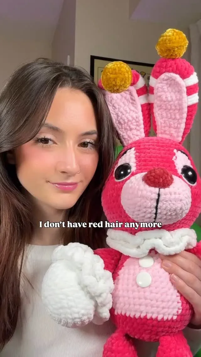 Rip 2017-2023 πͺ¦ finally a tiktok trend I can relate to π I was bleaching and dying my hair for soooo long!!! I loved it sm but it was terrible for my hair! I started posting on here with red hair - the OGs will remember πΉ
#crochet #crochetersofin