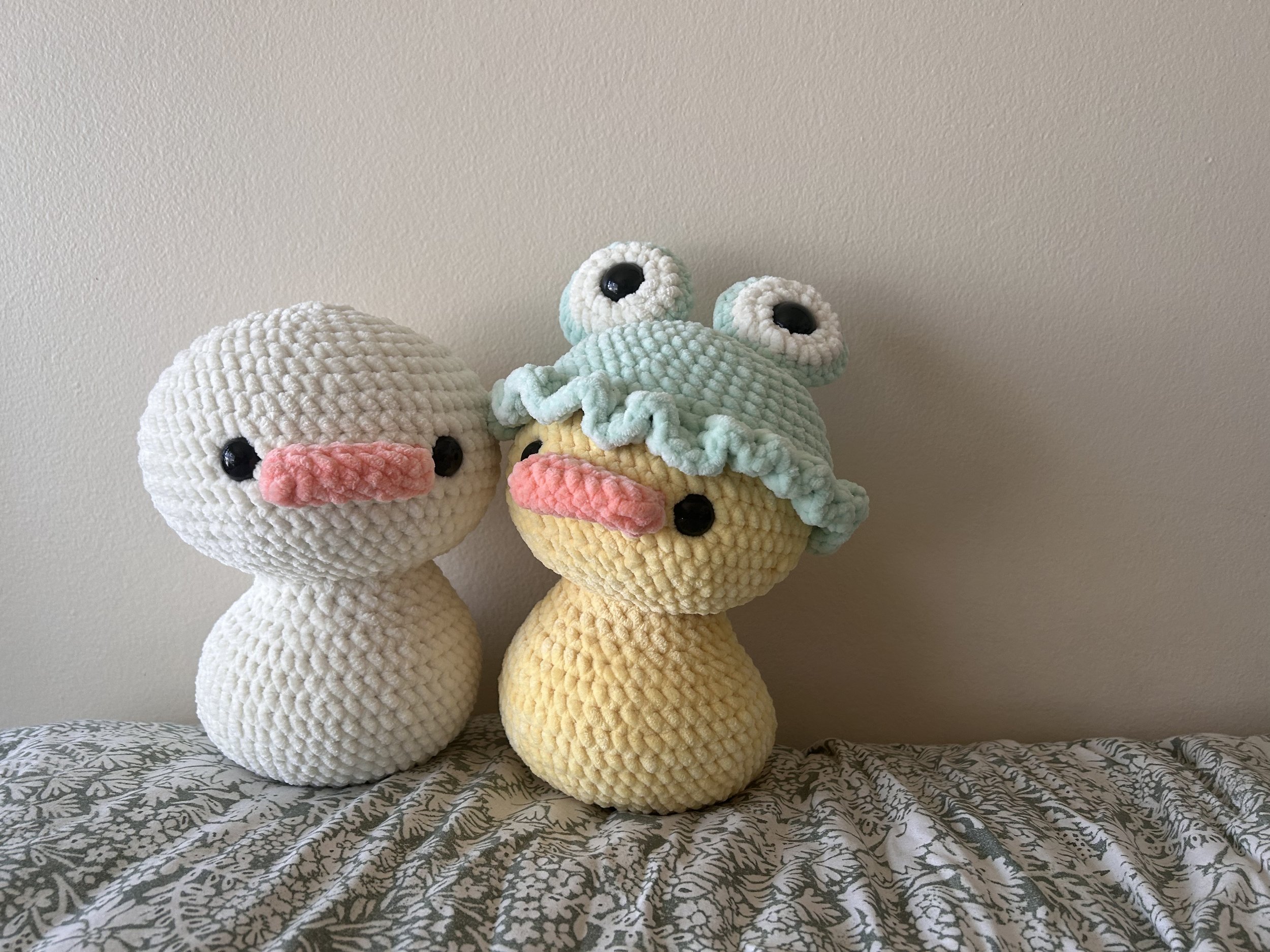 Duckling Crochet Kit for Beginners With Yarn Amigurumi Duck and Frog Hat  Plush Crochet DIY 
