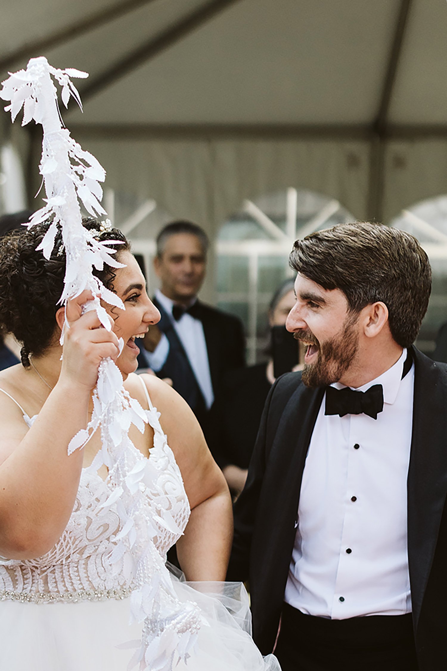 chicago-botanic-garden-wedding-cultural-dancing-couple.jpg