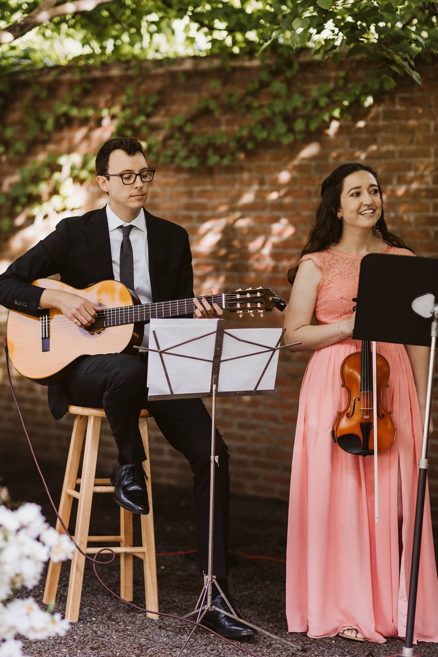 chicago-botanic-garden-wedding-ceremony-musicians.jpg