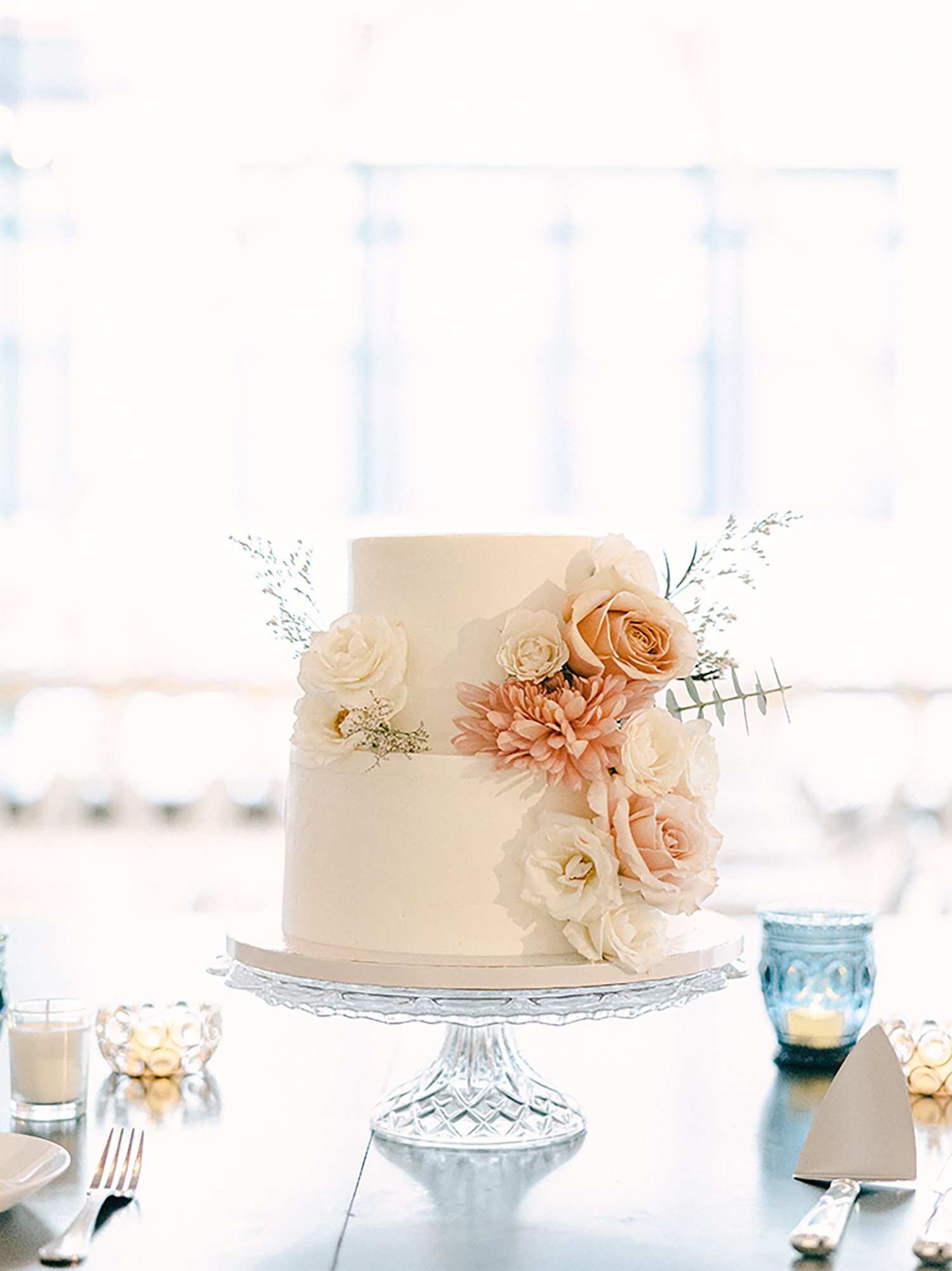 green-house-loft-wedding-cake.jpg