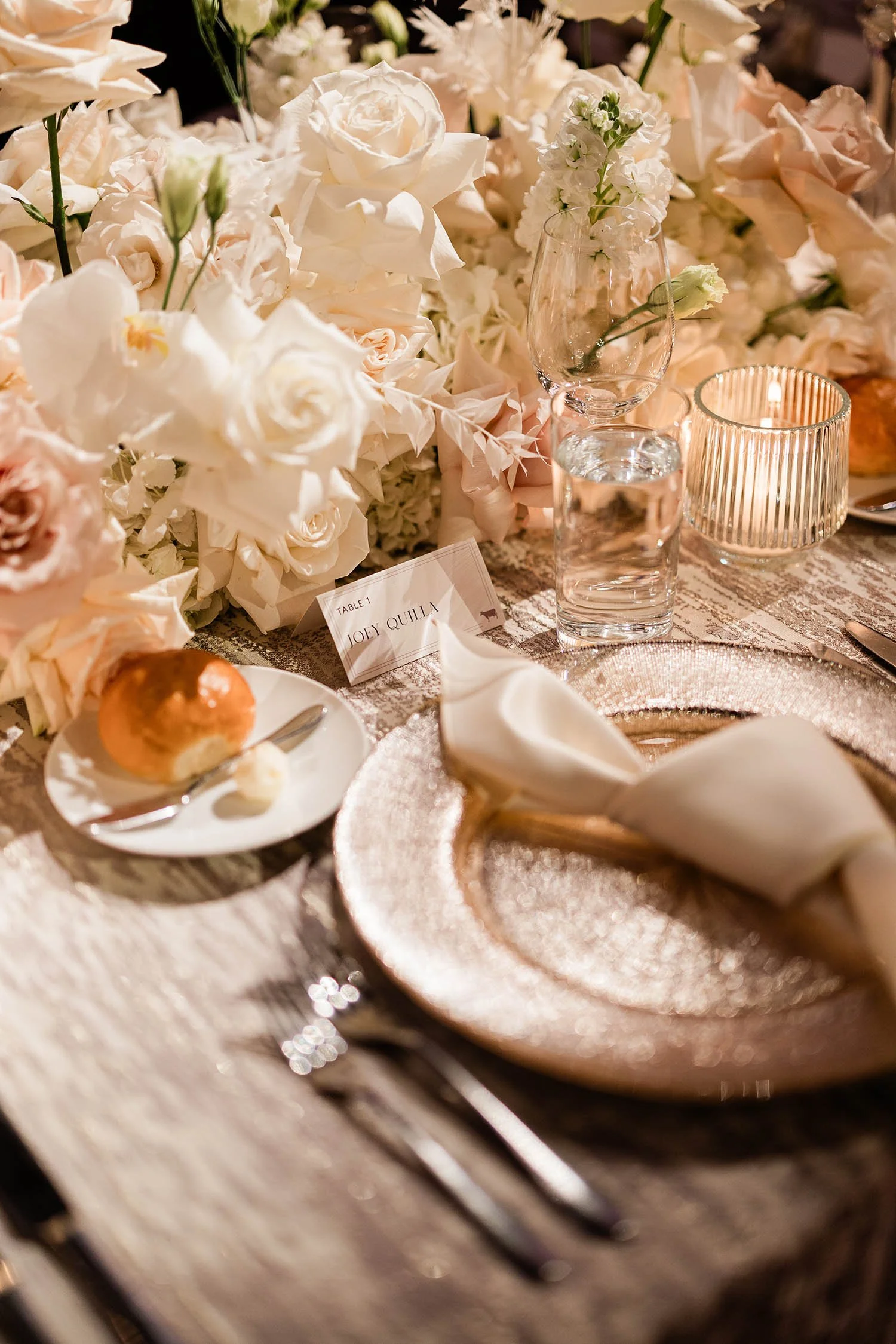 canvas-venue-wheeling-placesetting-napkin-fold.jpg