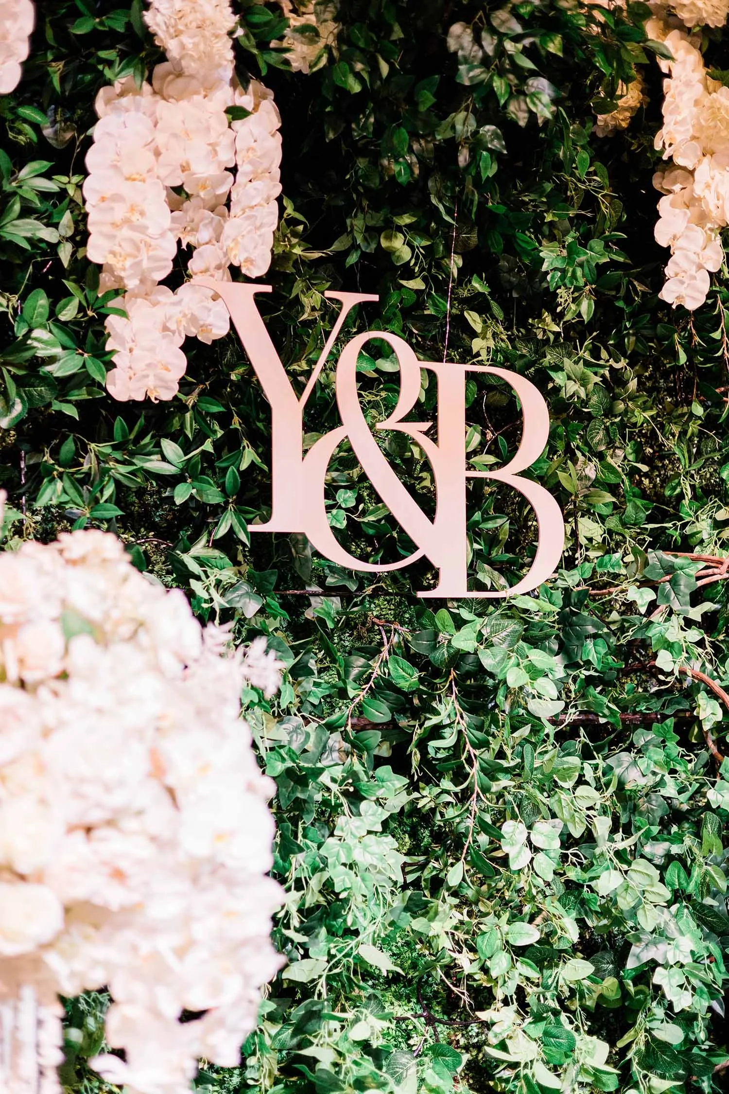 canvas-venue-wheeling-wedding-monogram.jpg