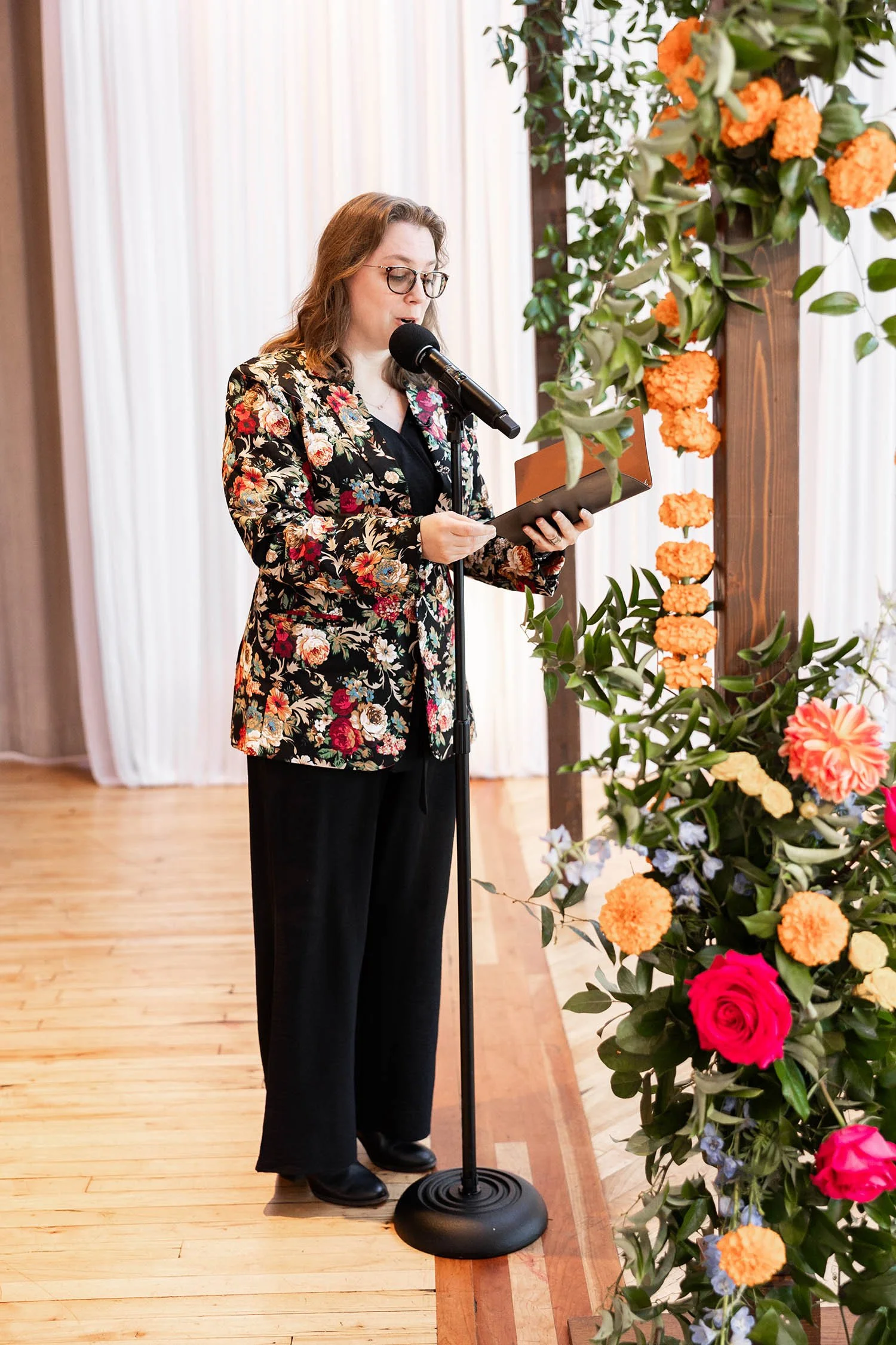 skyline-loft-wedding-chicago-150-officient.jpg