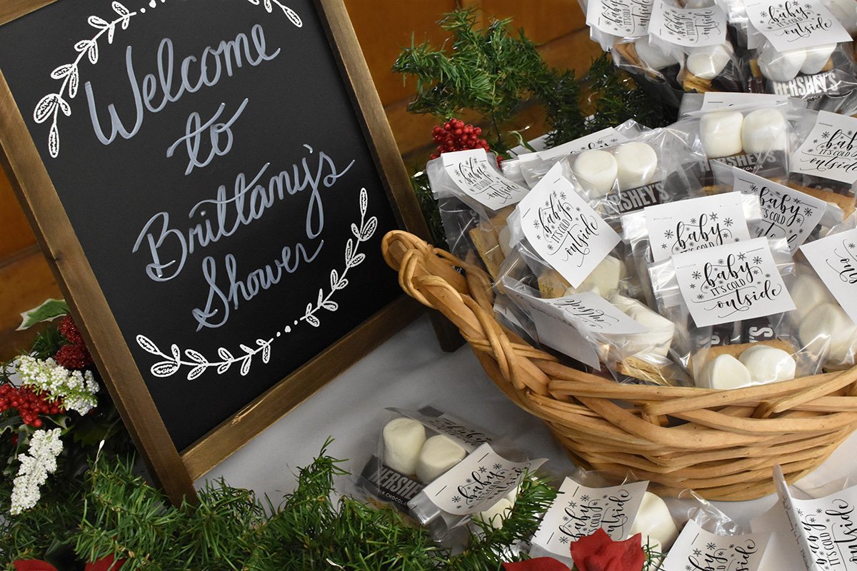 10 Winter Baby Shower Favors that Celebrate the Season